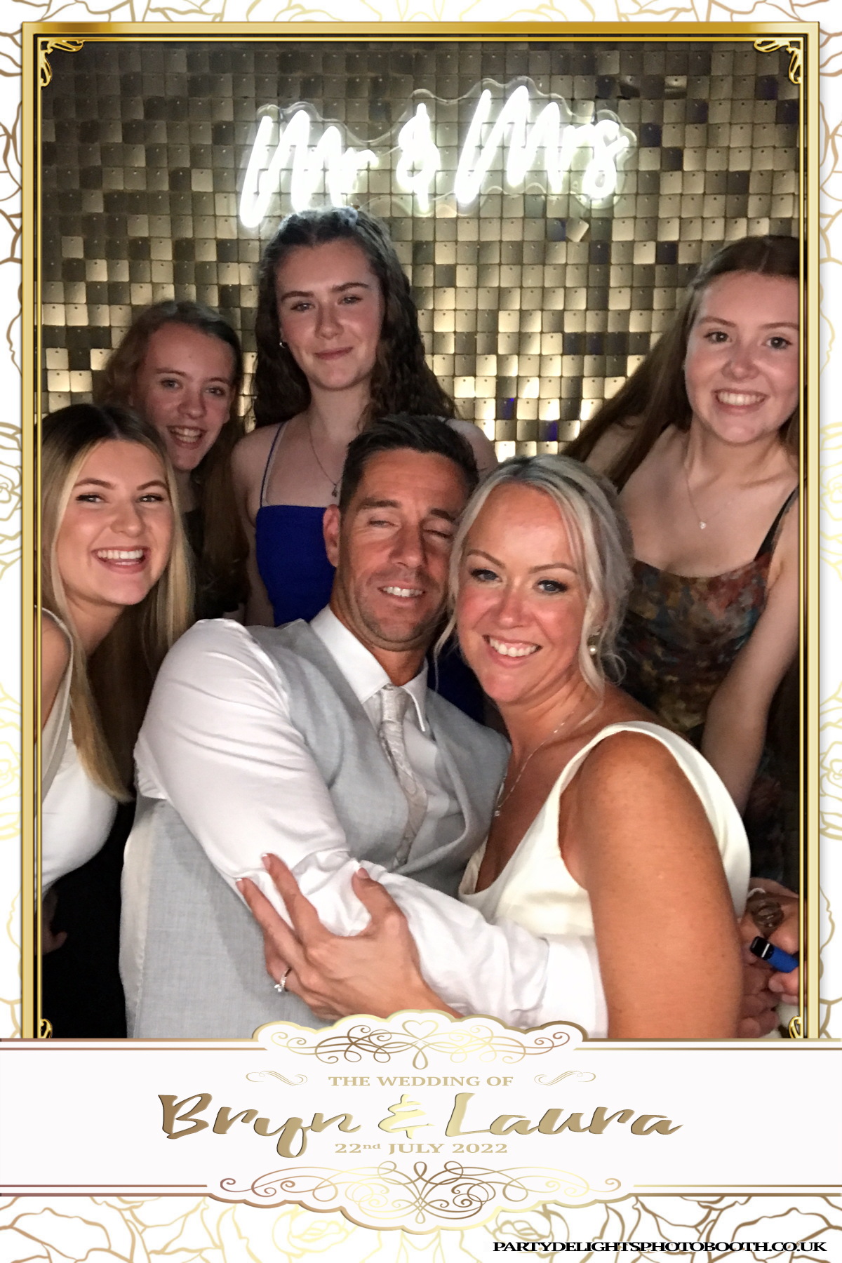 Bryn and Laura’s Wedding | View more photos from the event at gallery.partydelightsphotobooth.co.uk/u/PartyDelightsPhotoBooth/Bryn-and-Laura’s-Wedding
