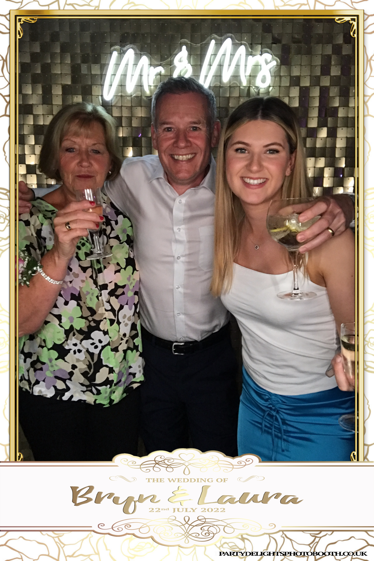 Bryn and Laura’s Wedding | View more photos from the event at gallery.partydelightsphotobooth.co.uk/u/PartyDelightsPhotoBooth/Bryn-and-Laura’s-Wedding