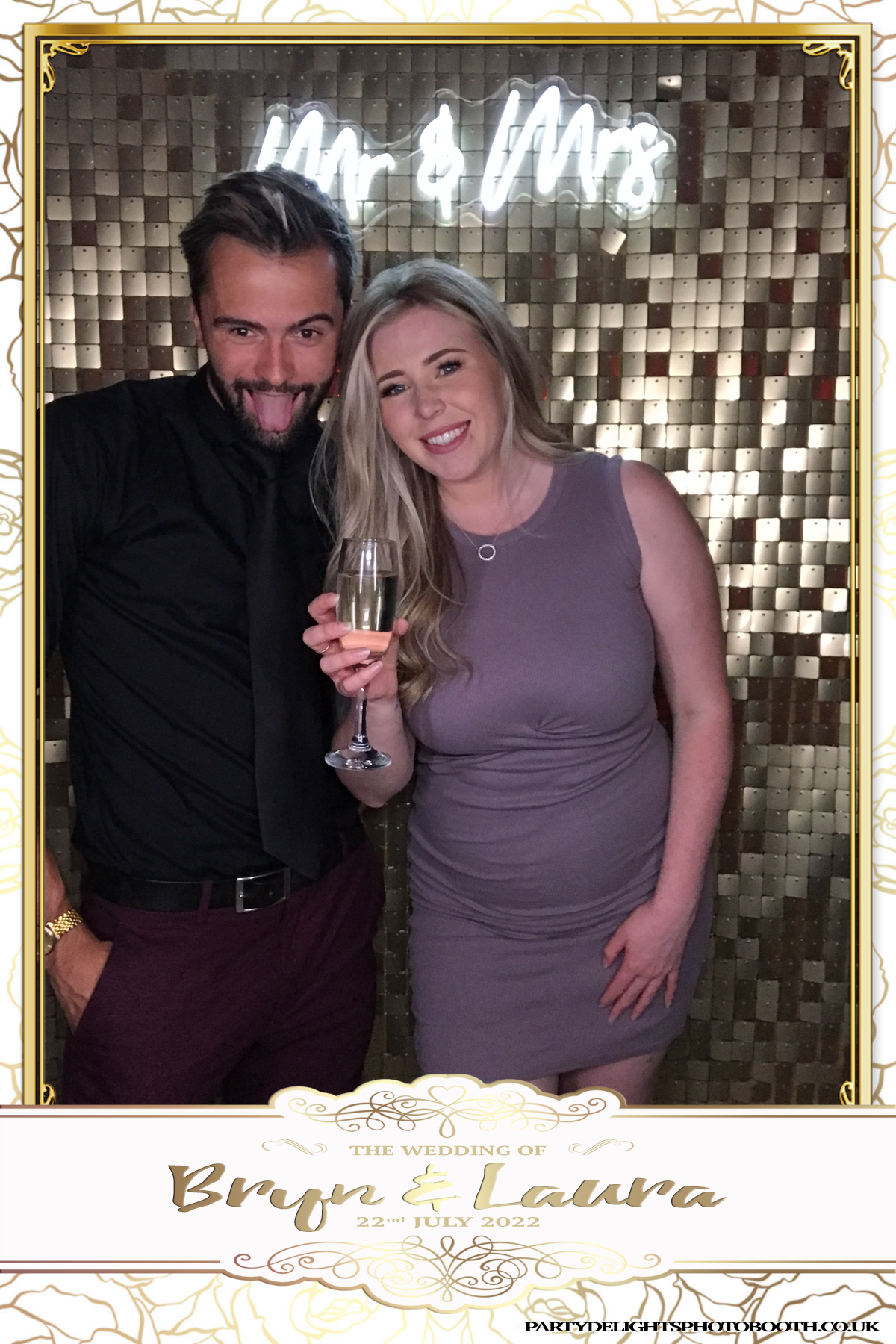 Bryn and Laura’s Wedding | View more photos from the event at gallery.partydelightsphotobooth.co.uk/u/PartyDelightsPhotoBooth/Bryn-and-Laura’s-Wedding