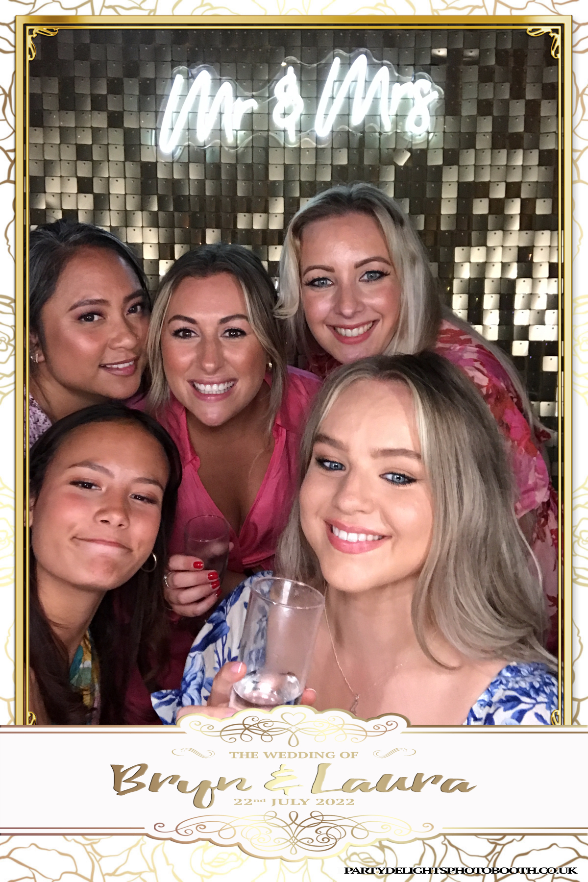 Bryn and Laura’s Wedding | View more photos from the event at gallery.partydelightsphotobooth.co.uk/u/PartyDelightsPhotoBooth/Bryn-and-Laura’s-Wedding