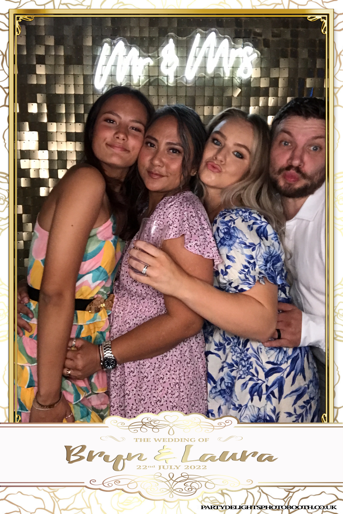 Bryn and Laura’s Wedding | View more photos from the event at gallery.partydelightsphotobooth.co.uk/u/PartyDelightsPhotoBooth/Bryn-and-Laura’s-Wedding