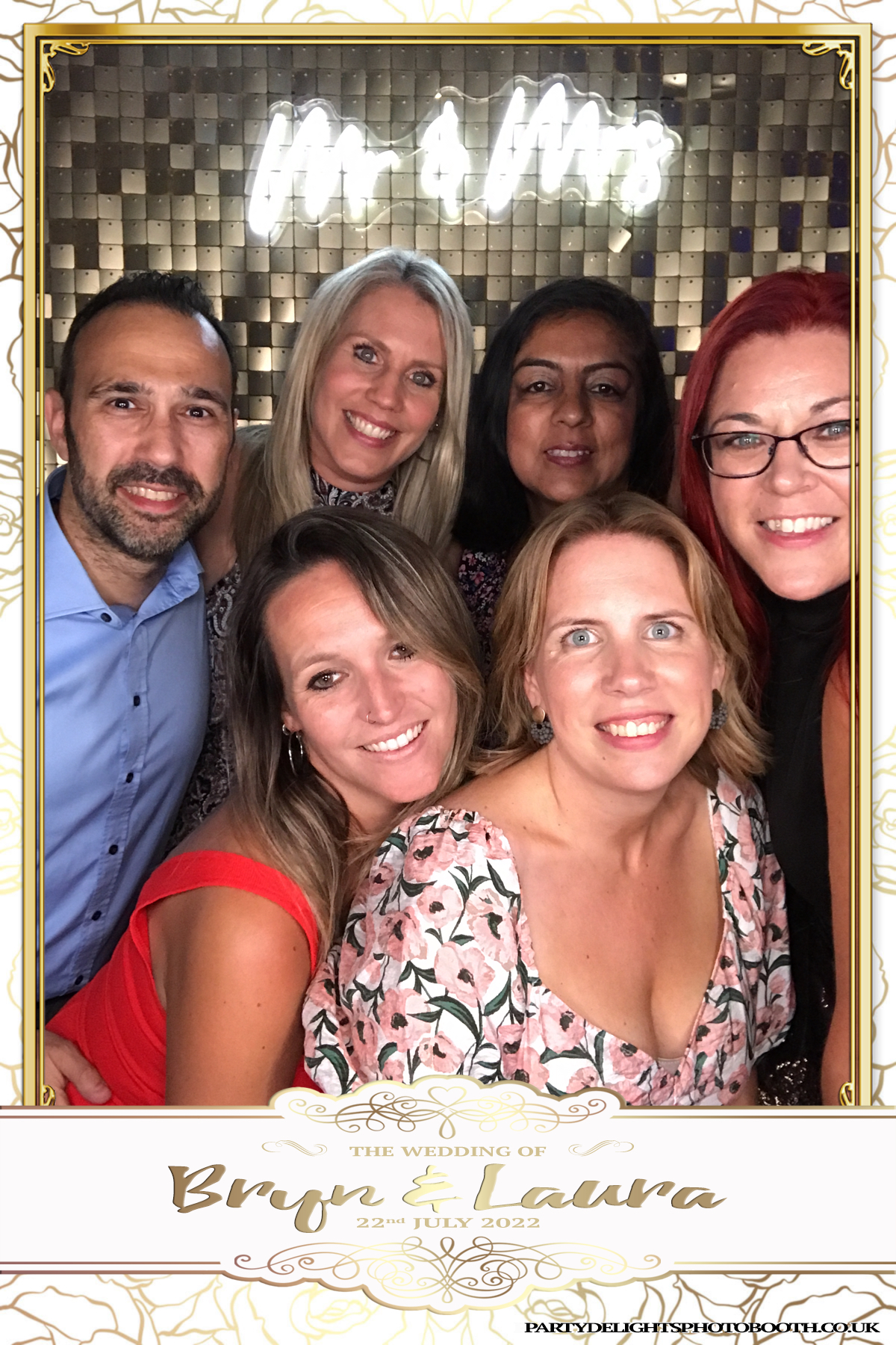Bryn and Laura’s Wedding | View more photos from the event at gallery.partydelightsphotobooth.co.uk/u/PartyDelightsPhotoBooth/Bryn-and-Laura’s-Wedding