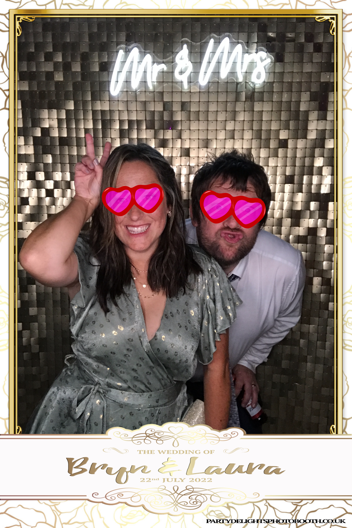 Bryn and Laura’s Wedding | View more photos from the event at gallery.partydelightsphotobooth.co.uk/u/PartyDelightsPhotoBooth/Bryn-and-Laura’s-Wedding