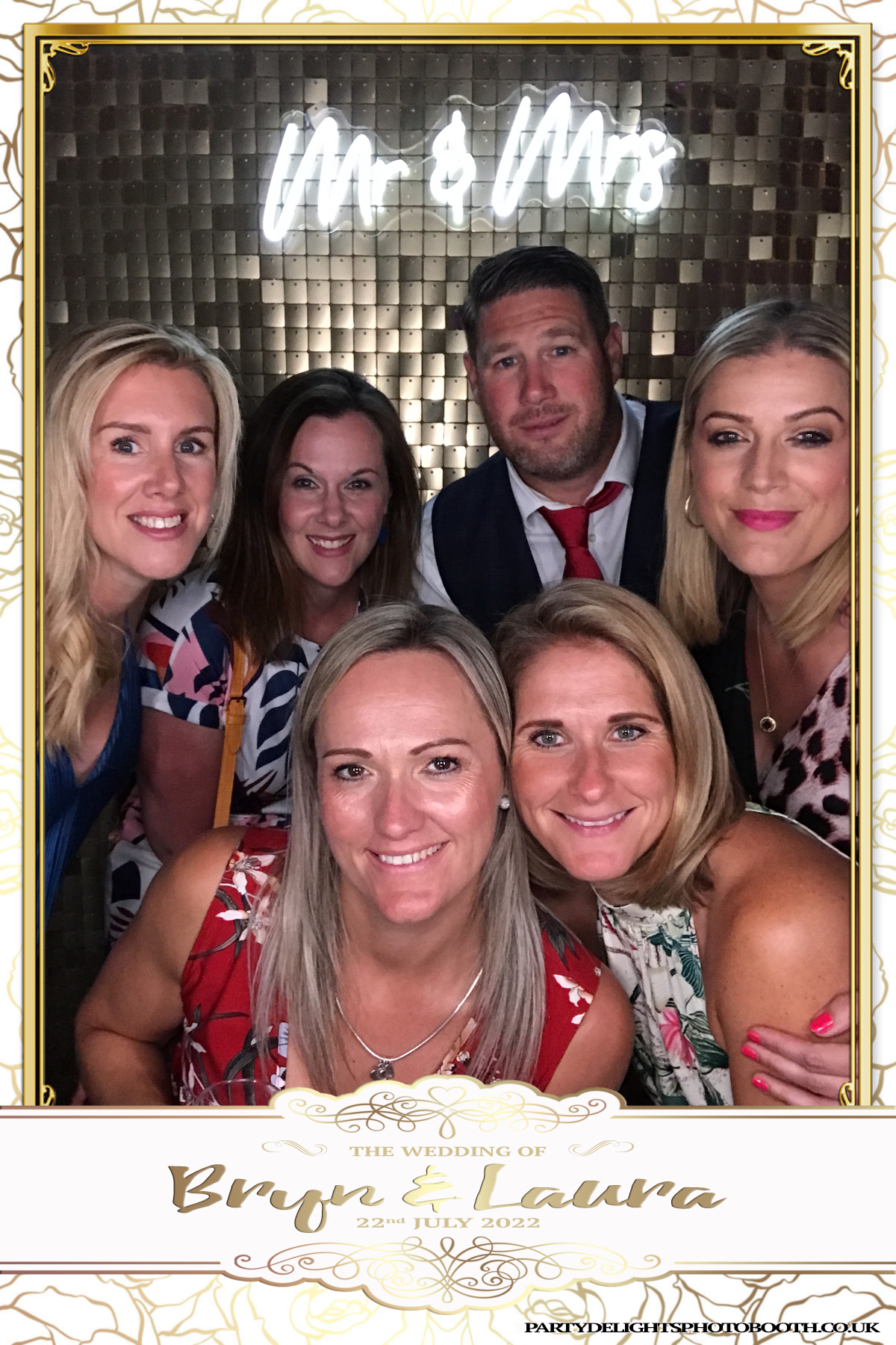 Bryn and Laura’s Wedding | View more photos from the event at gallery.partydelightsphotobooth.co.uk/u/PartyDelightsPhotoBooth/Bryn-and-Laura’s-Wedding