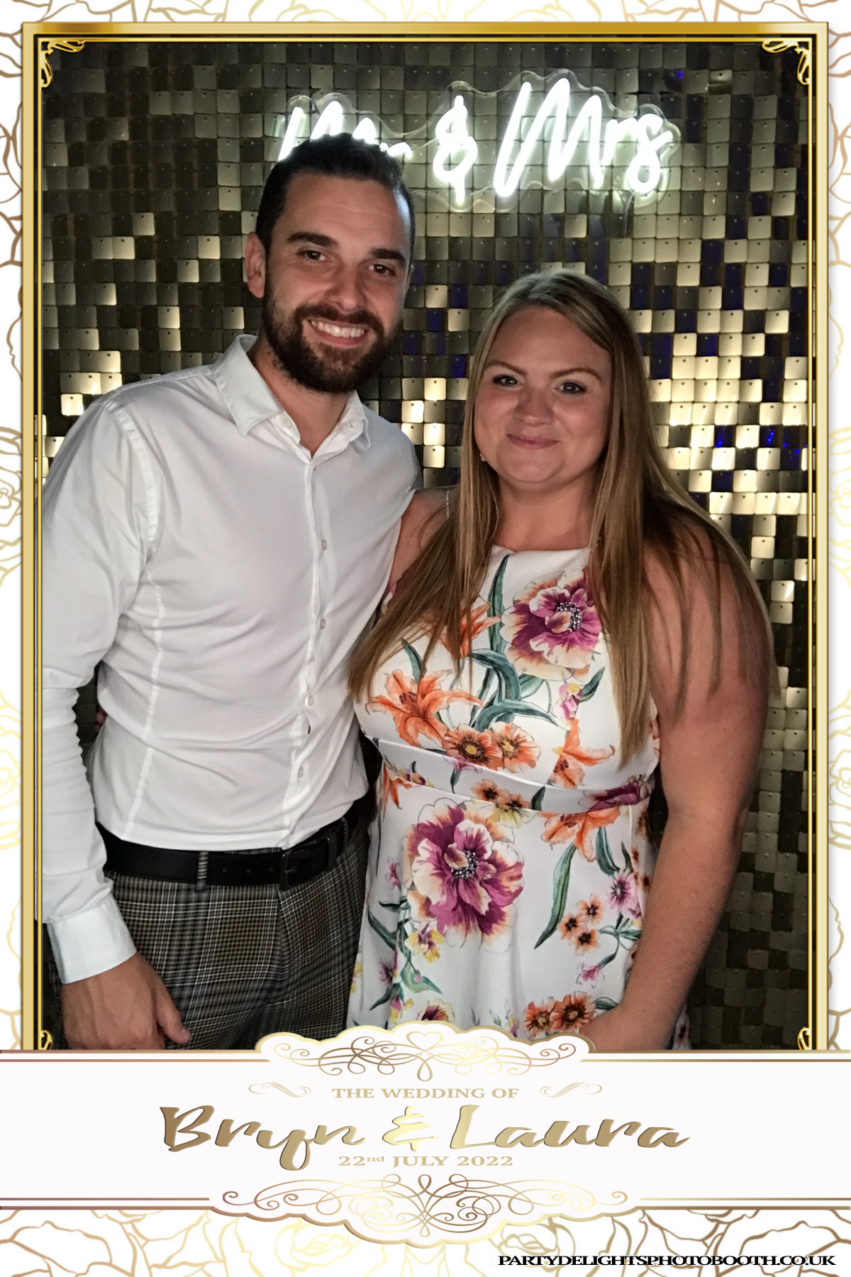 Bryn and Laura’s Wedding | View more photos from the event at gallery.partydelightsphotobooth.co.uk/u/PartyDelightsPhotoBooth/Bryn-and-Laura’s-Wedding