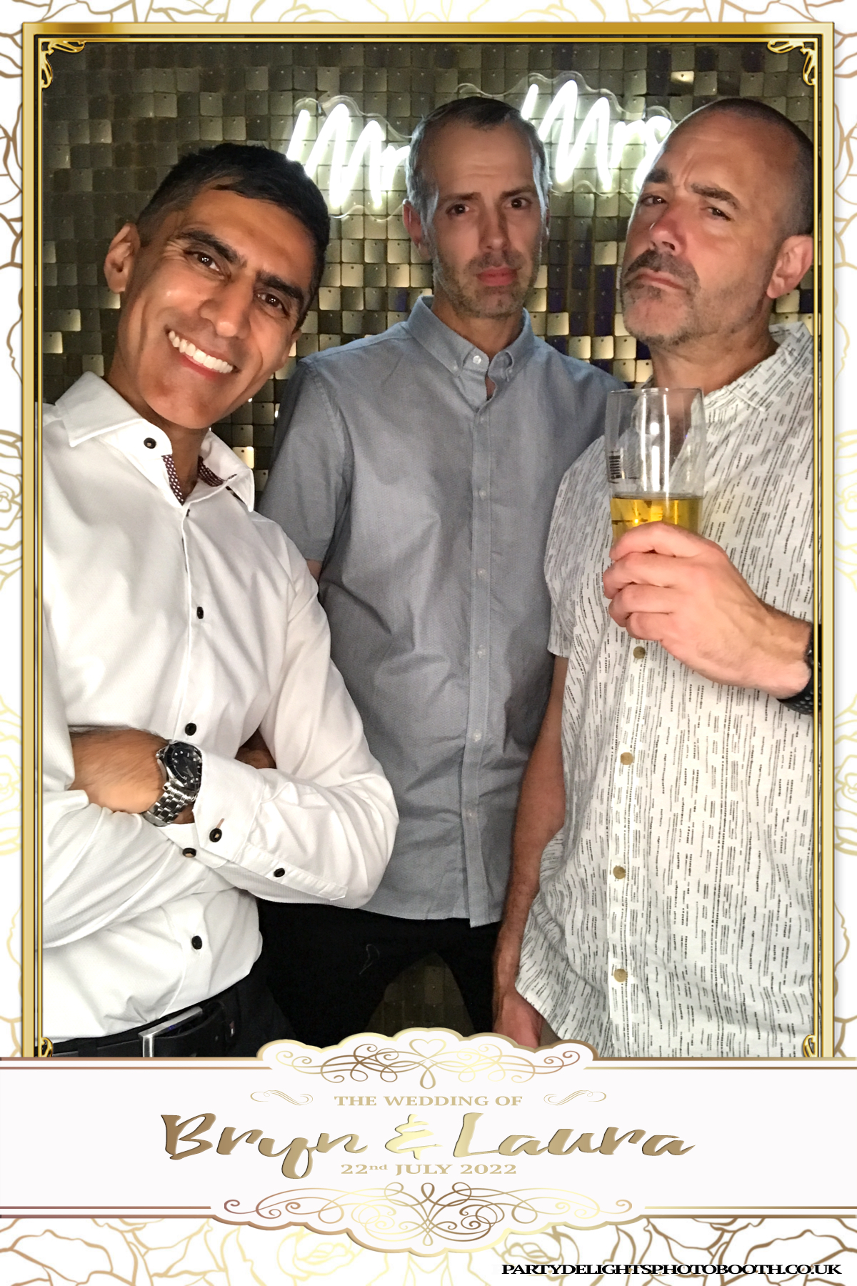 Bryn and Laura’s Wedding | View more photos from the event at gallery.partydelightsphotobooth.co.uk/u/PartyDelightsPhotoBooth/Bryn-and-Laura’s-Wedding