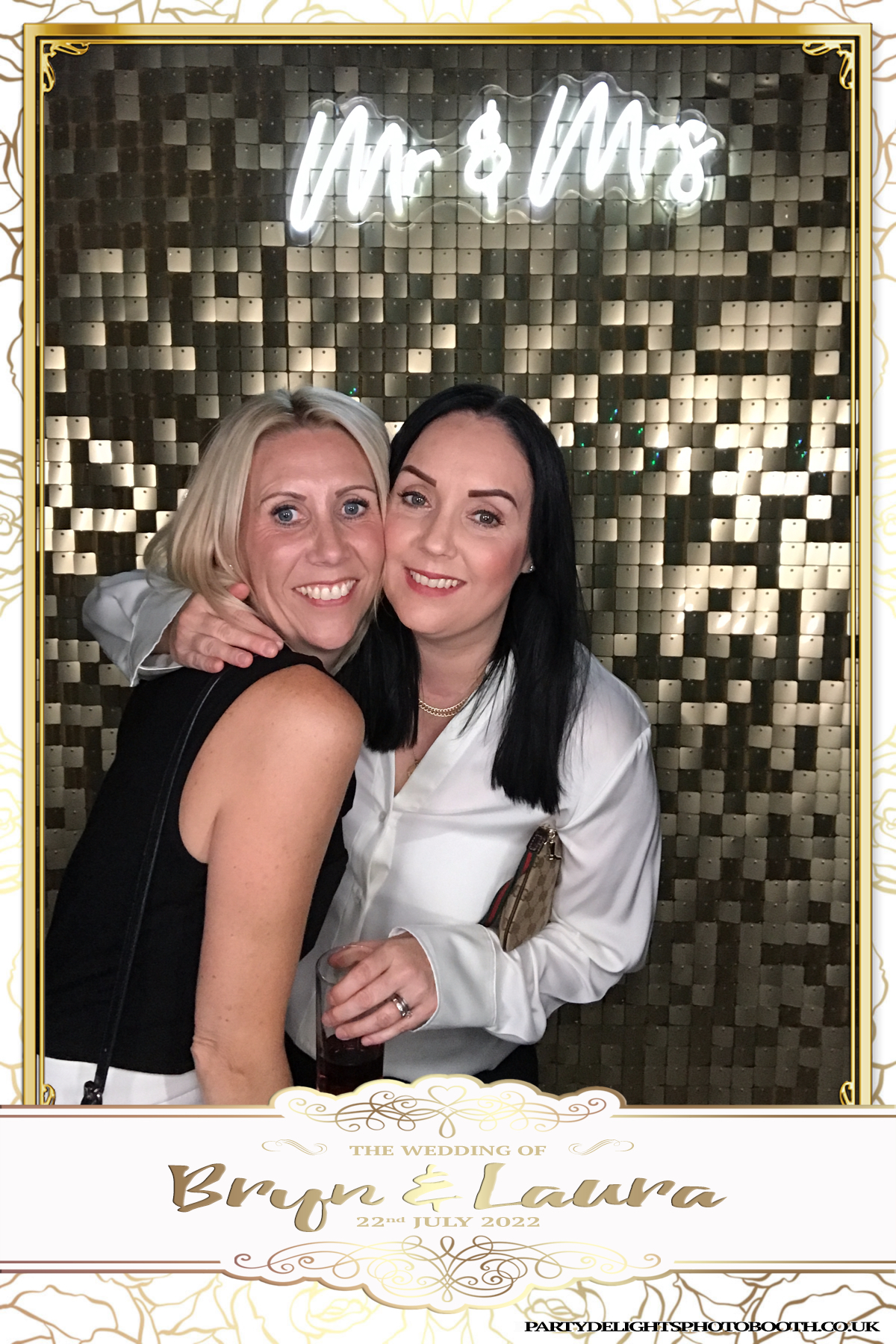 Bryn and Laura’s Wedding | View more photos from the event at gallery.partydelightsphotobooth.co.uk/u/PartyDelightsPhotoBooth/Bryn-and-Laura’s-Wedding