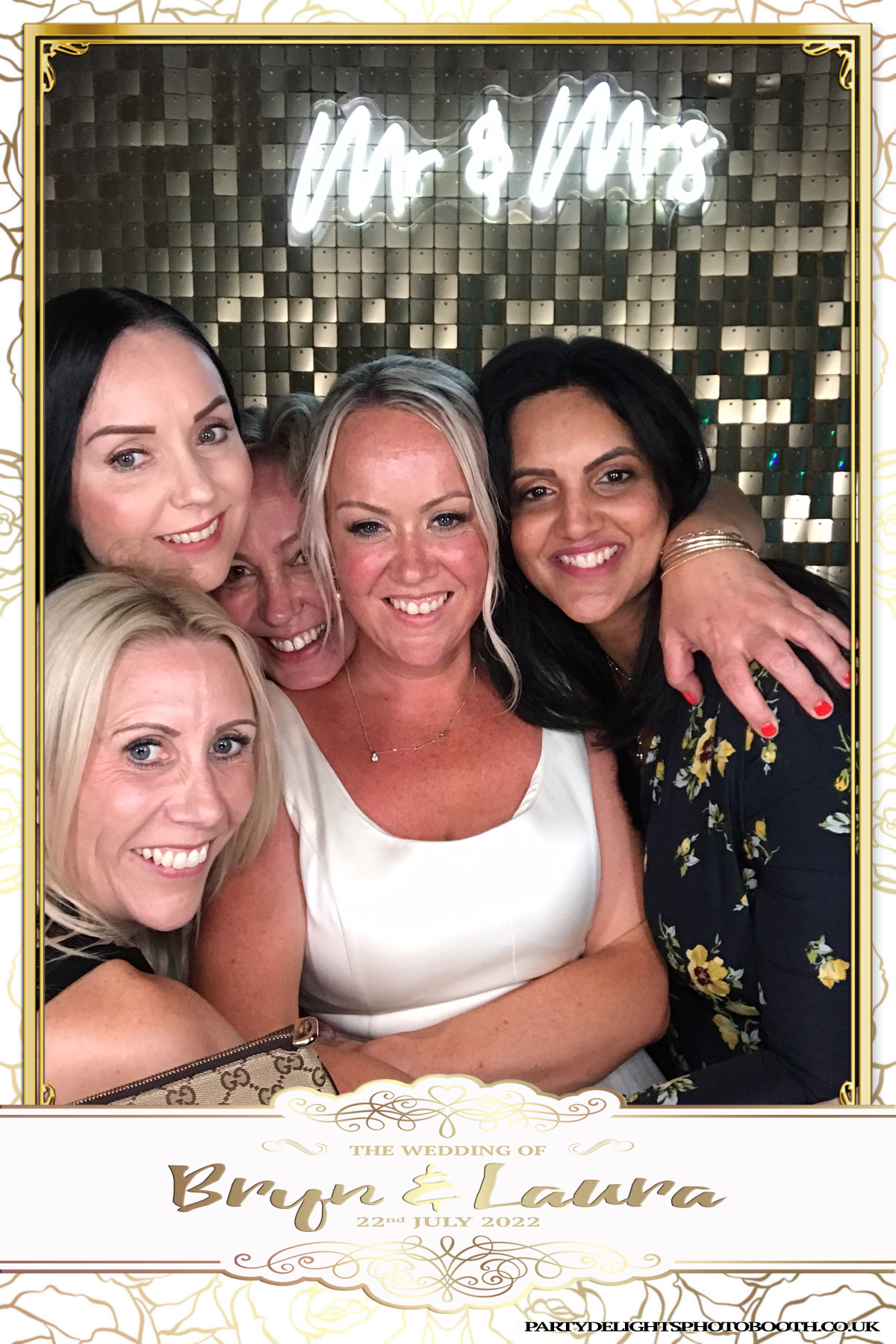 Bryn and Laura’s Wedding | View more photos from the event at gallery.partydelightsphotobooth.co.uk/u/PartyDelightsPhotoBooth/Bryn-and-Laura’s-Wedding