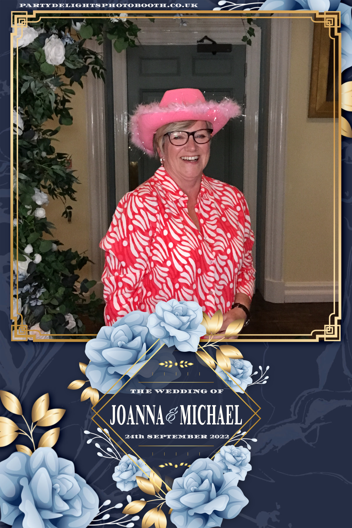 Joanna & Michael's Wedding | View more photos from the event at gallery.partydelightsphotobooth.co.uk/u/PartyDelightsPhotoBooth/Joanna-Michaels-Wedding