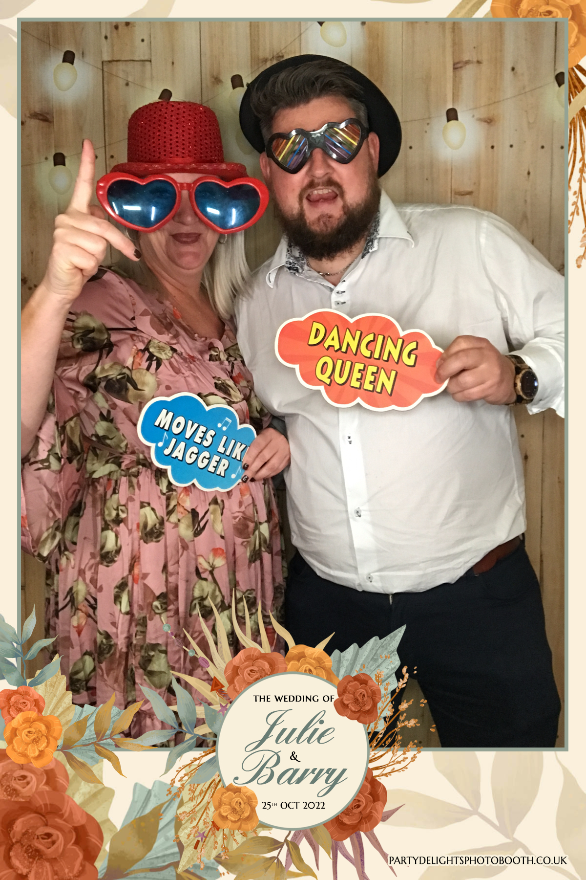 Julie & Barry's Wedding | View more photos from the event at gallery.partydelightsphotobooth.co.uk/u/PartyDelightsPhotoBooth/Julie-Barrys-Wedding