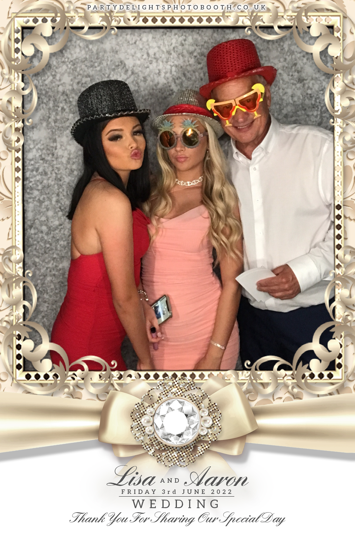 Lisa & Aaron's wedding | View more photos from the event at gallery.partydelightsphotobooth.co.uk/u/PartyDelightsPhotoBooth/Lisa-Aarons-wedding