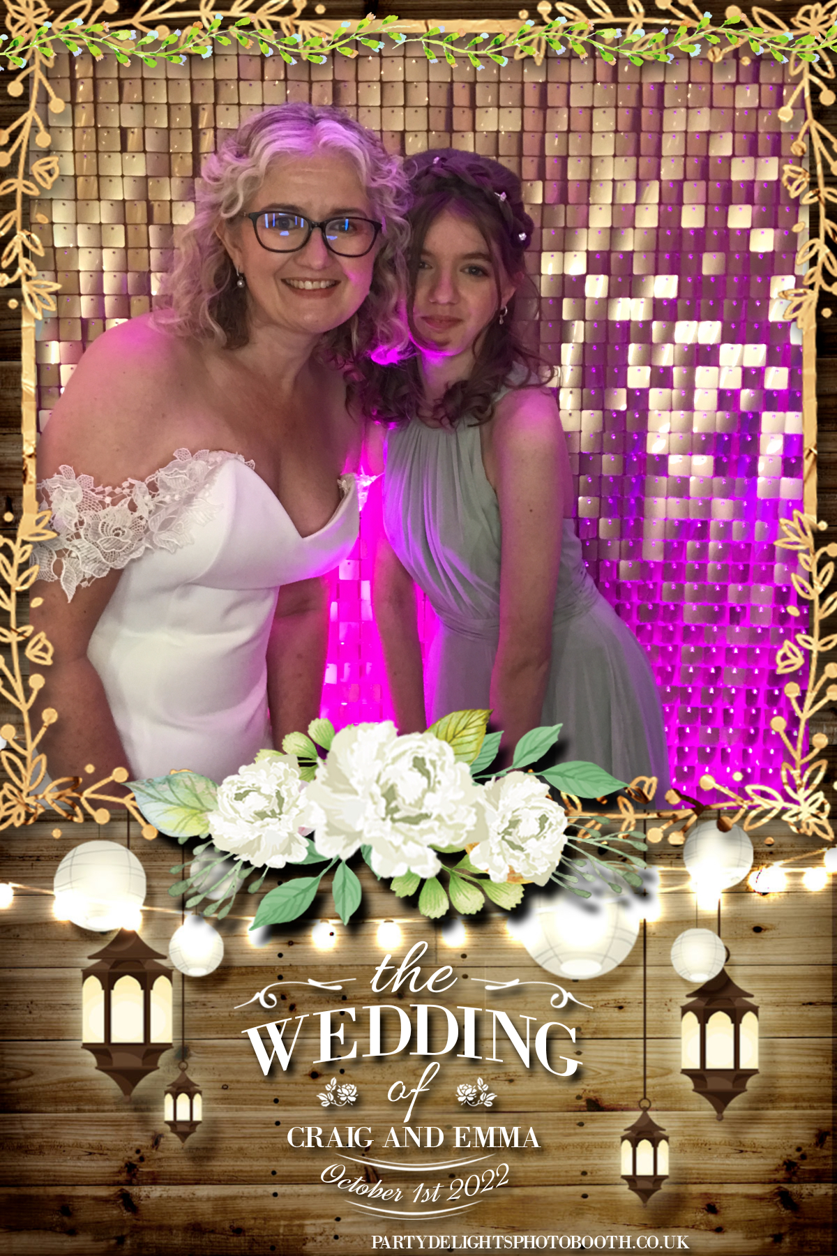 Mr & Mrs Smith | View more photos from the event at gallery.partydelightsphotobooth.co.uk/u/PartyDelightsPhotoBooth/Mr-Mrs-Smith