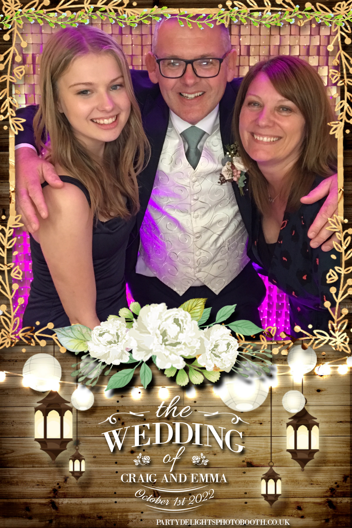 Mr & Mrs Smith | View more photos from the event at gallery.partydelightsphotobooth.co.uk/u/PartyDelightsPhotoBooth/Mr-Mrs-Smith