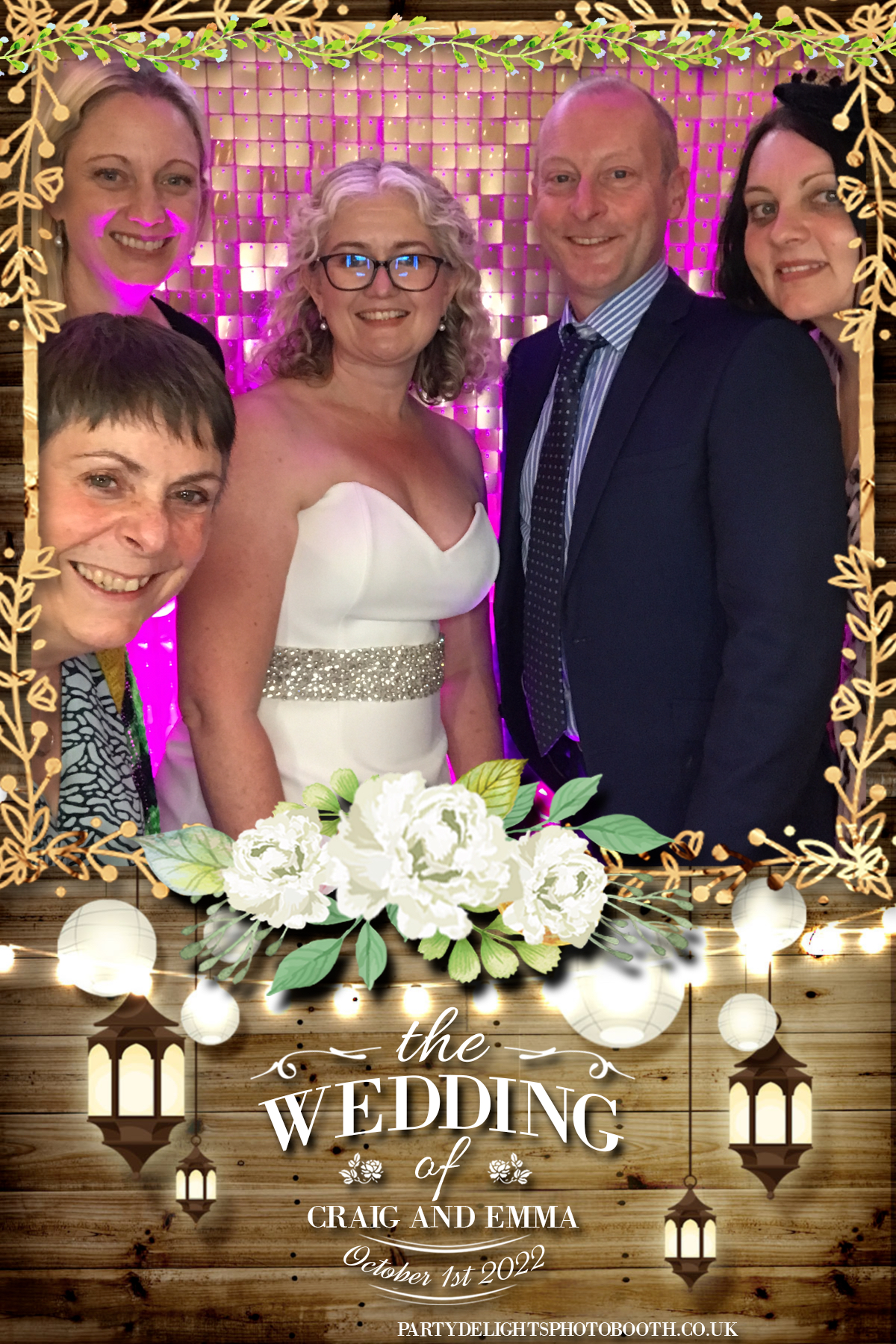 Mr & Mrs Smith | View more photos from the event at gallery.partydelightsphotobooth.co.uk/u/PartyDelightsPhotoBooth/Mr-Mrs-Smith