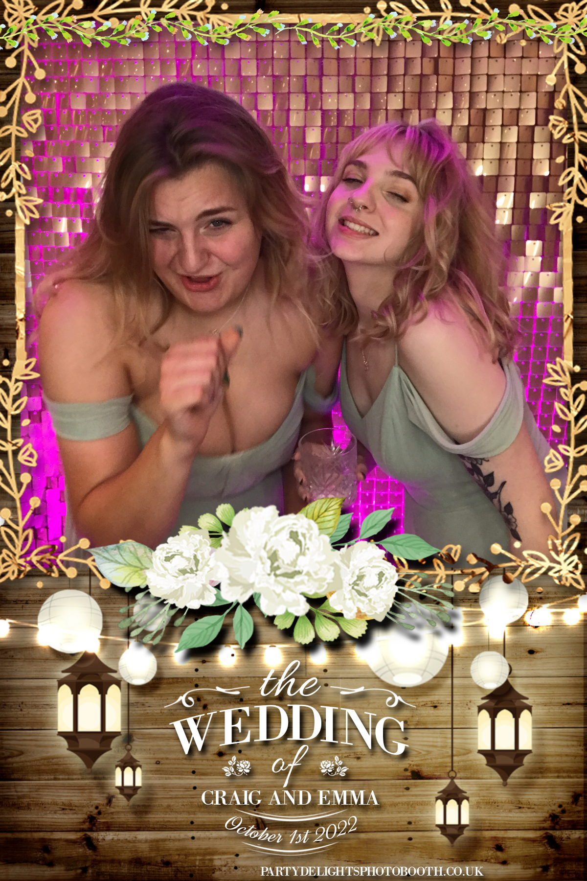 Mr & Mrs Smith | View more photos from the event at gallery.partydelightsphotobooth.co.uk/u/PartyDelightsPhotoBooth/Mr-Mrs-Smith