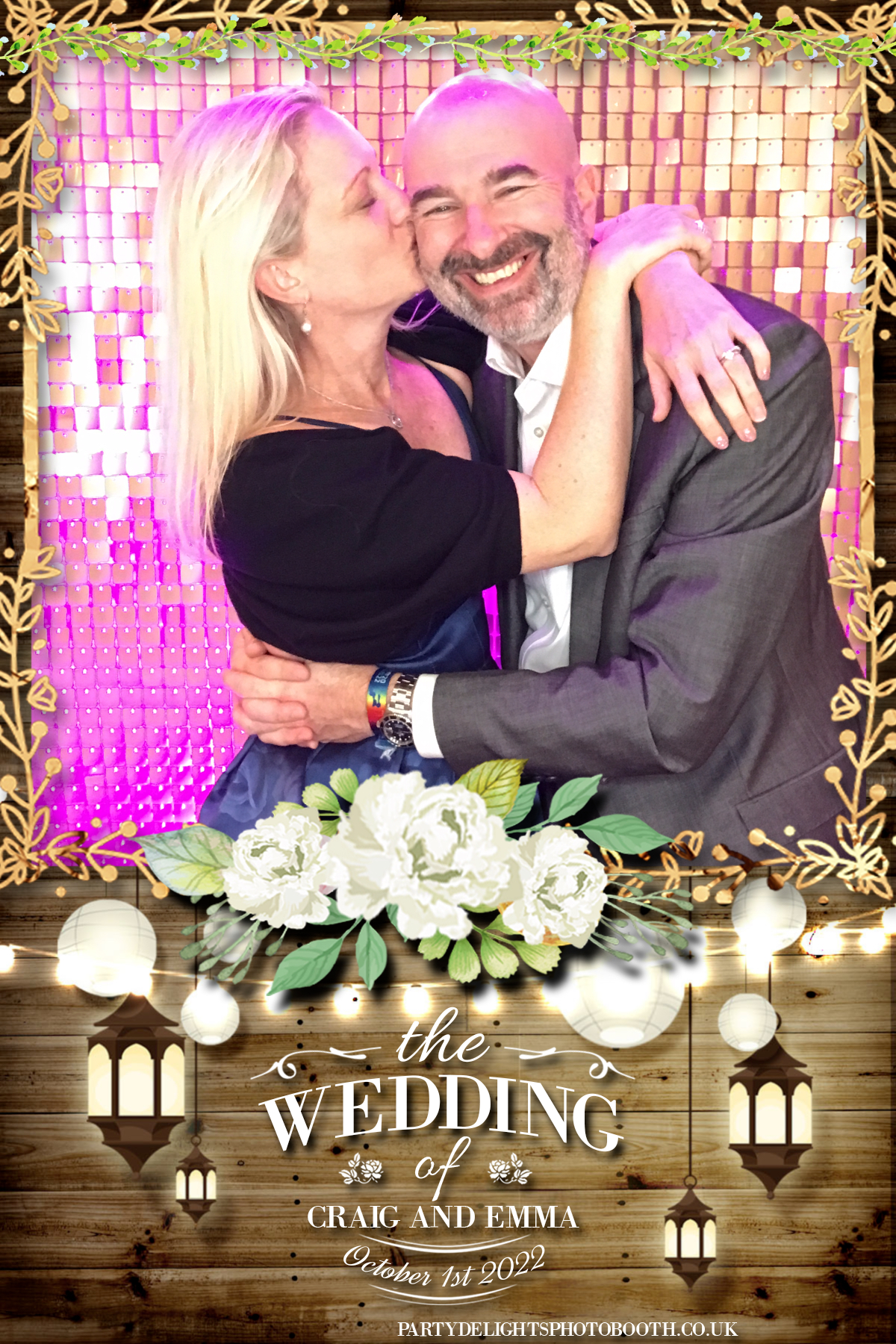 Mr & Mrs Smith | View more photos from the event at gallery.partydelightsphotobooth.co.uk/u/PartyDelightsPhotoBooth/Mr-Mrs-Smith
