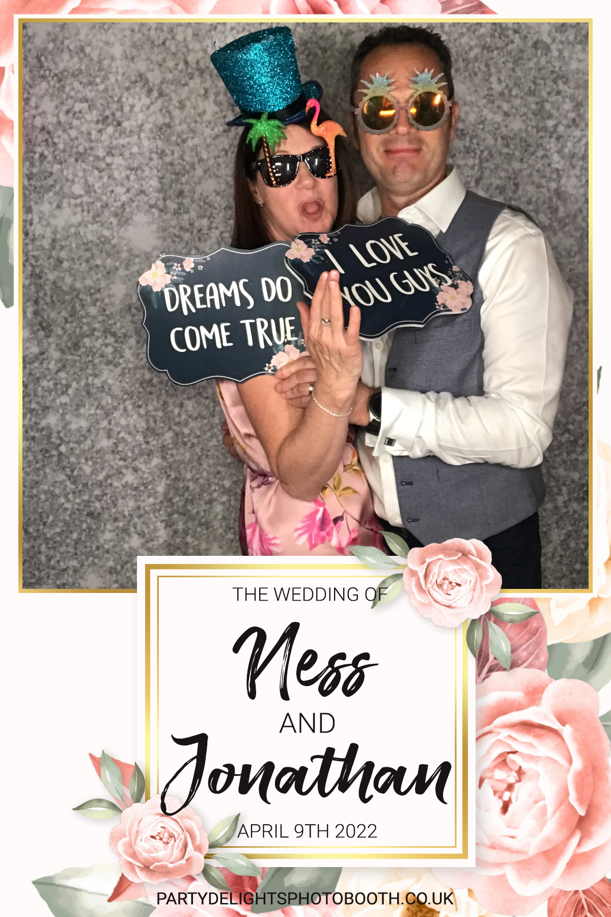 Ness and Jonnie's Wedding | View more photos from the event at gallery.partydelightsphotobooth.co.uk/u/PartyDelightsPhotoBooth/Ness-and-Jonnies-Wedding