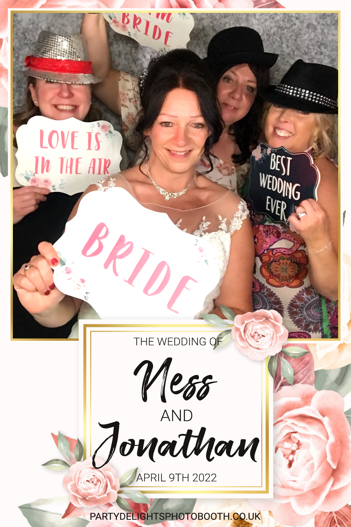 Ness and Jonnie's Wedding | View more photos from the event at gallery.partydelightsphotobooth.co.uk/u/PartyDelightsPhotoBooth/Ness-and-Jonnies-Wedding