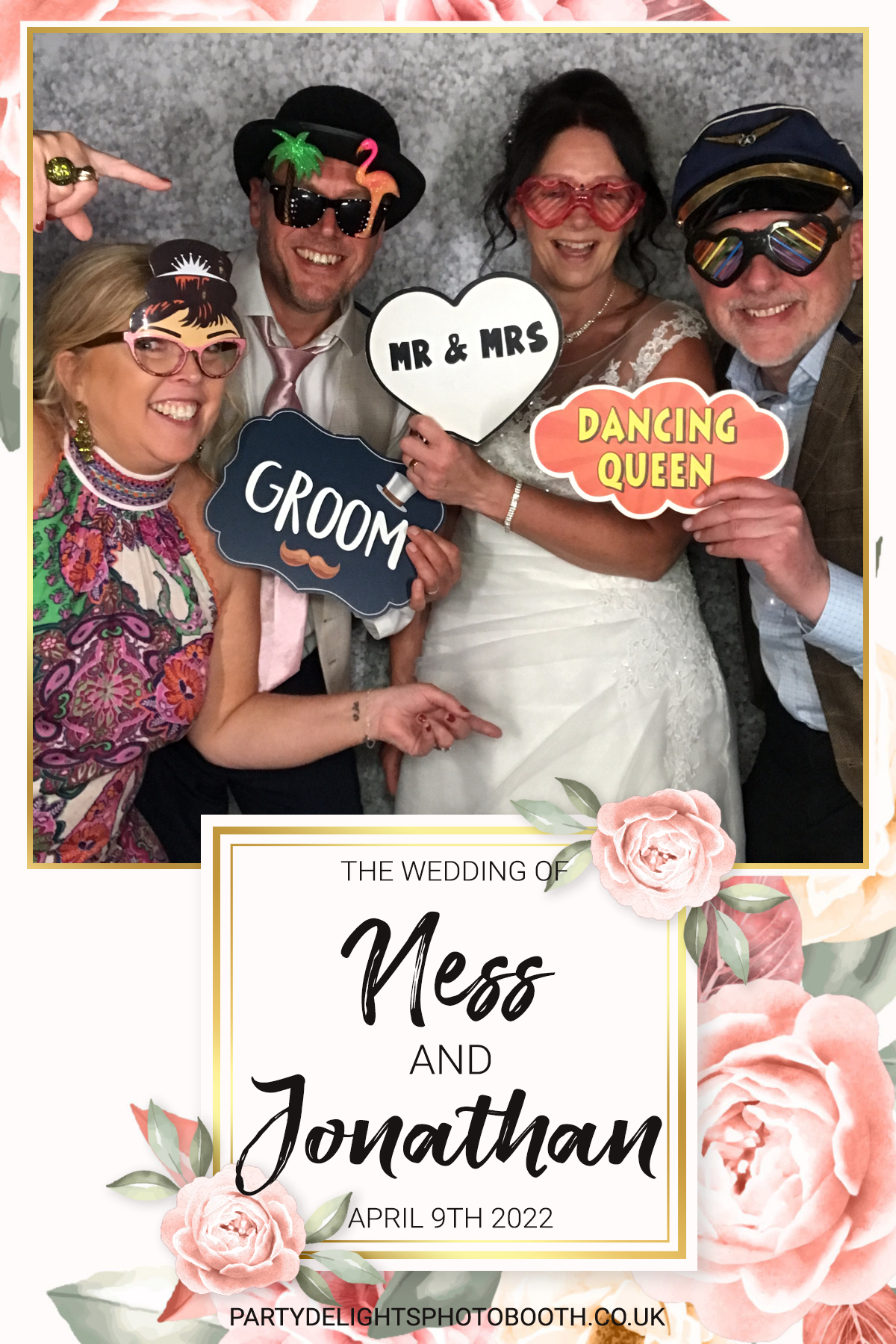 Ness and Jonnie's Wedding | View more photos from the event at gallery.partydelightsphotobooth.co.uk/u/PartyDelightsPhotoBooth/Ness-and-Jonnies-Wedding
