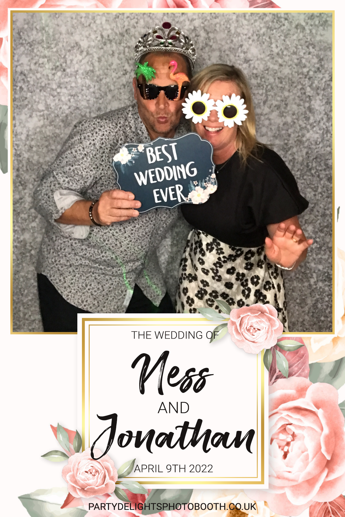 Ness and Jonnie's Wedding | View more photos from the event at gallery.partydelightsphotobooth.co.uk/u/PartyDelightsPhotoBooth/Ness-and-Jonnies-Wedding