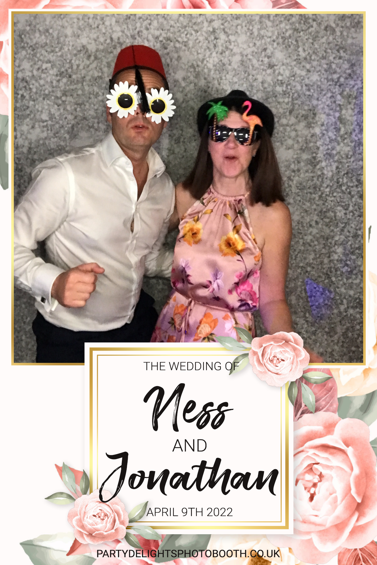 Ness and Jonnie's Wedding | View more photos from the event at gallery.partydelightsphotobooth.co.uk/u/PartyDelightsPhotoBooth/Ness-and-Jonnies-Wedding