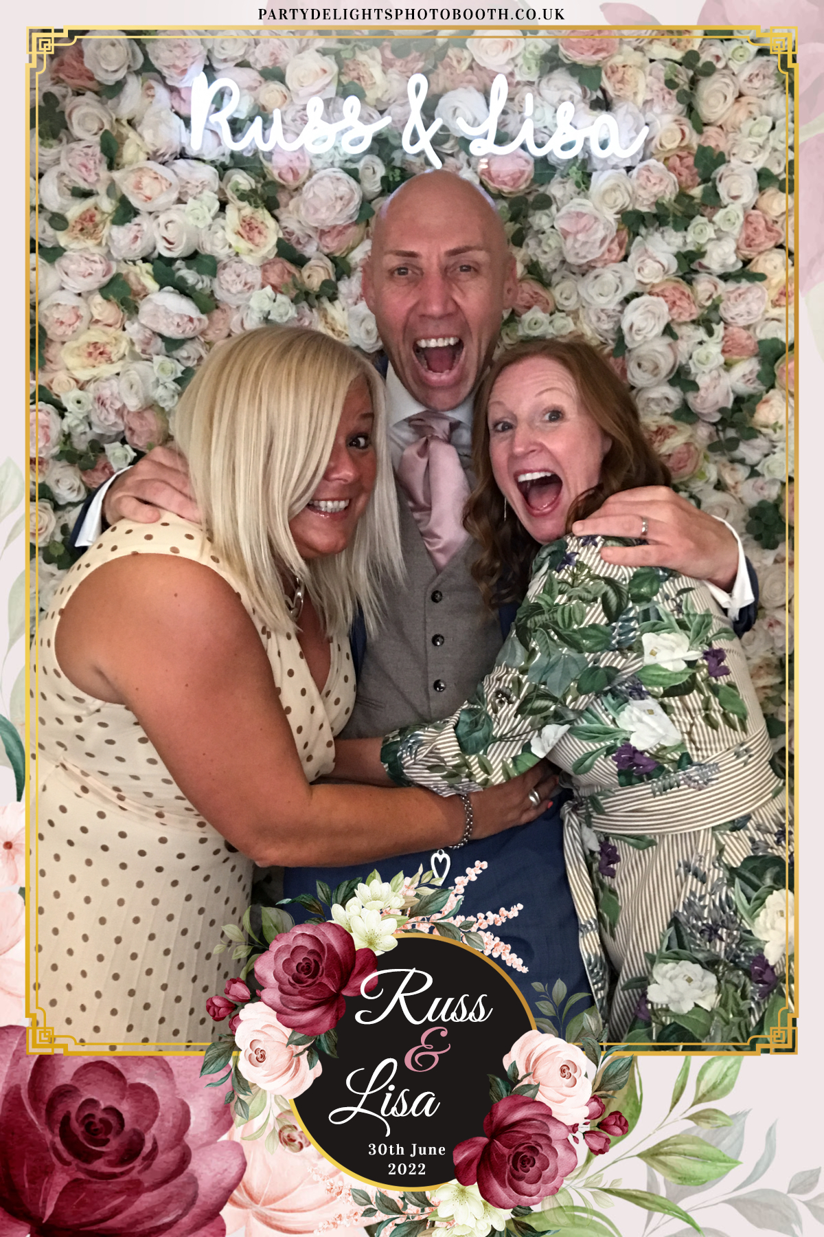Russ & Lisa's Wedding | View more photos from the event at gallery.partydelightsphotobooth.co.uk/u/PartyDelightsPhotoBooth/Russ-Lisas-Wedding