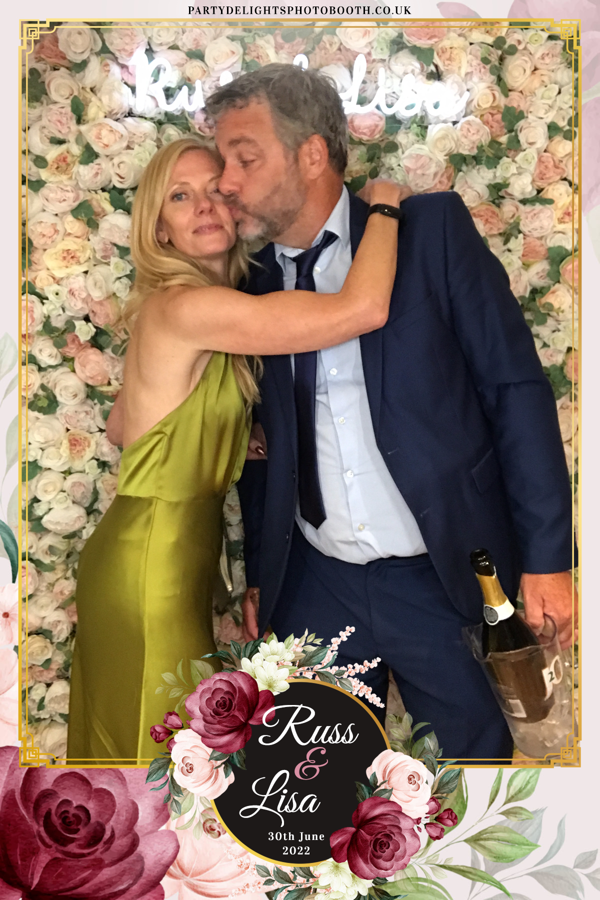Russ & Lisa's Wedding | View more photos from the event at gallery.partydelightsphotobooth.co.uk/u/PartyDelightsPhotoBooth/Russ-Lisas-Wedding
