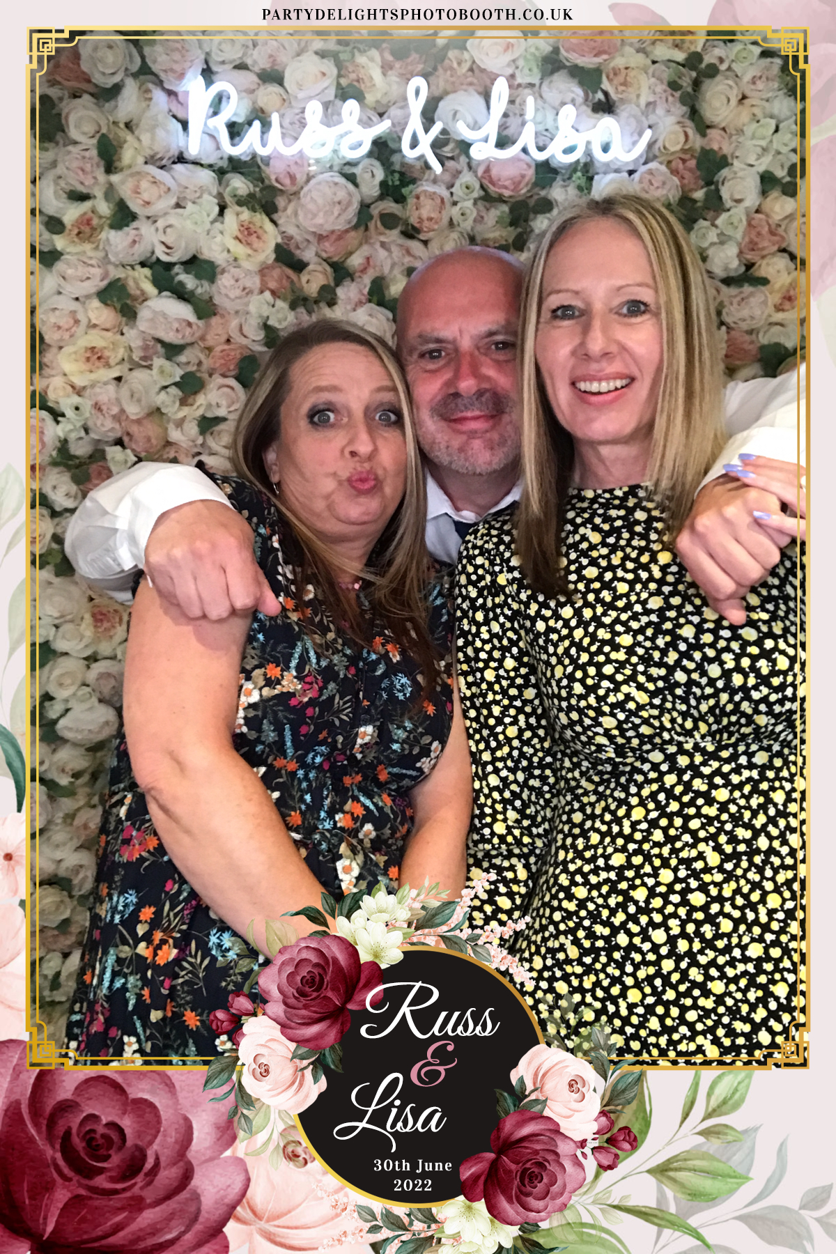 Russ & Lisa's Wedding | View more photos from the event at gallery.partydelightsphotobooth.co.uk/u/PartyDelightsPhotoBooth/Russ-Lisas-Wedding