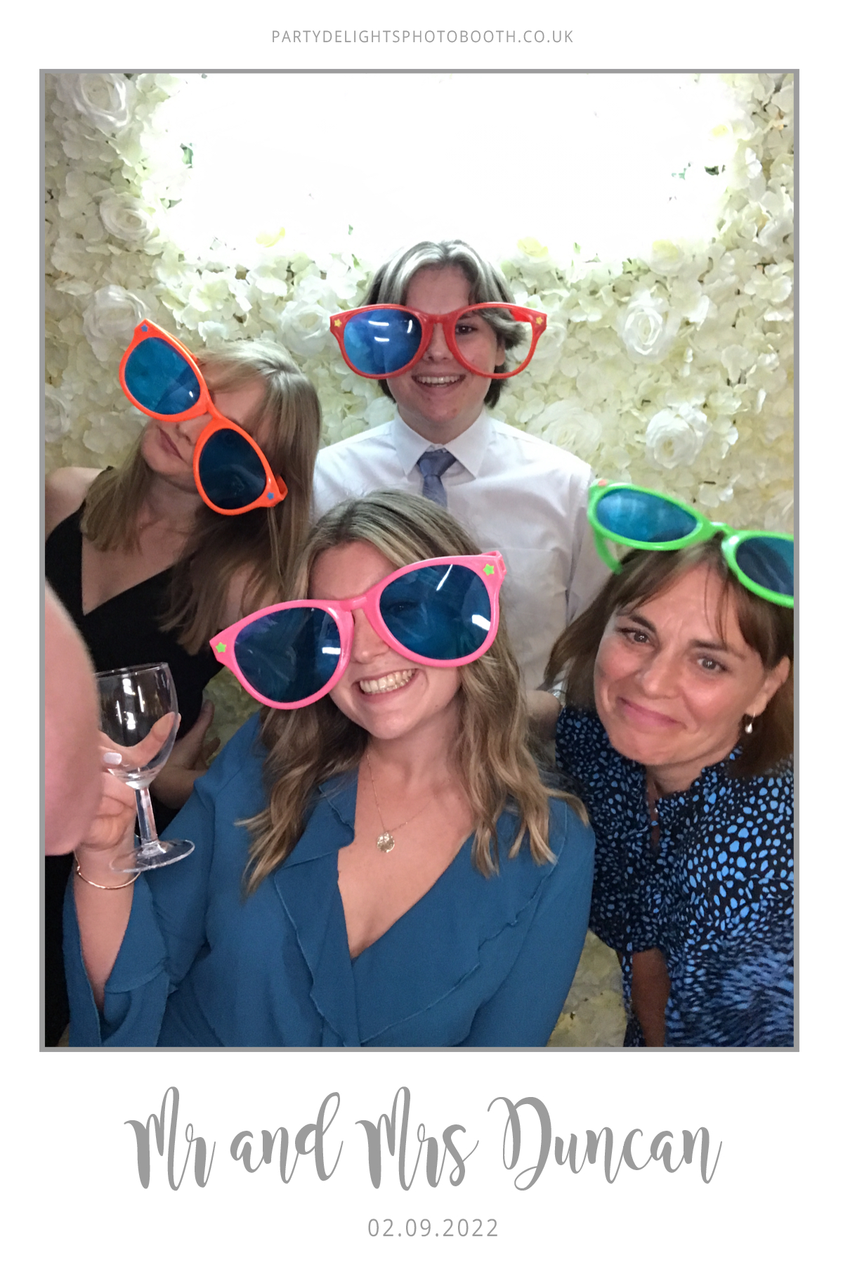 Ryan and Yasmin's Wedding | View more photos from the event at gallery.partydelightsphotobooth.co.uk/u/PartyDelightsPhotoBooth/Ryan-and-Yasmins-Wedding