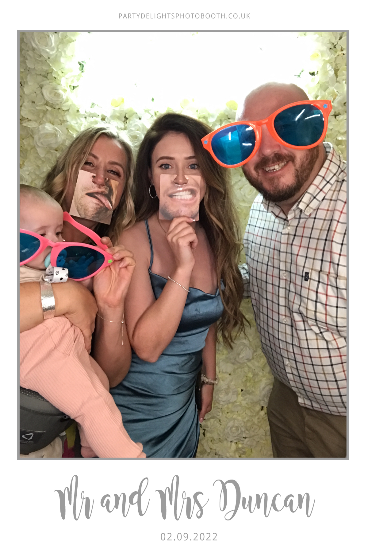 Ryan and Yasmin's Wedding | View more photos from the event at gallery.partydelightsphotobooth.co.uk/u/PartyDelightsPhotoBooth/Ryan-and-Yasmins-Wedding