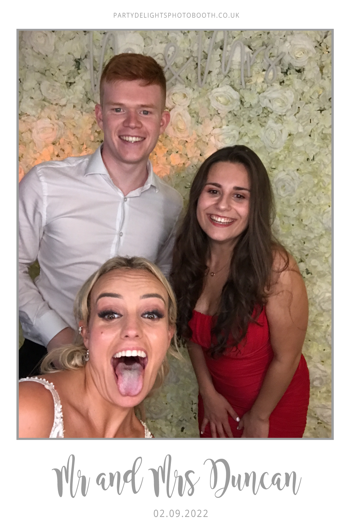 Ryan and Yasmin's Wedding | View more photos from the event at gallery.partydelightsphotobooth.co.uk/u/PartyDelightsPhotoBooth/Ryan-and-Yasmins-Wedding