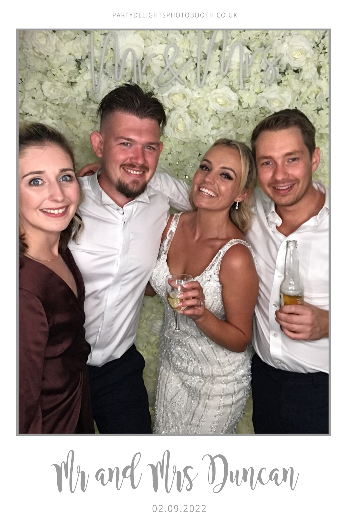 Ryan and Yasmin's Wedding | View more photos from the event at gallery.partydelightsphotobooth.co.uk/u/PartyDelightsPhotoBooth/Ryan-and-Yasmins-Wedding