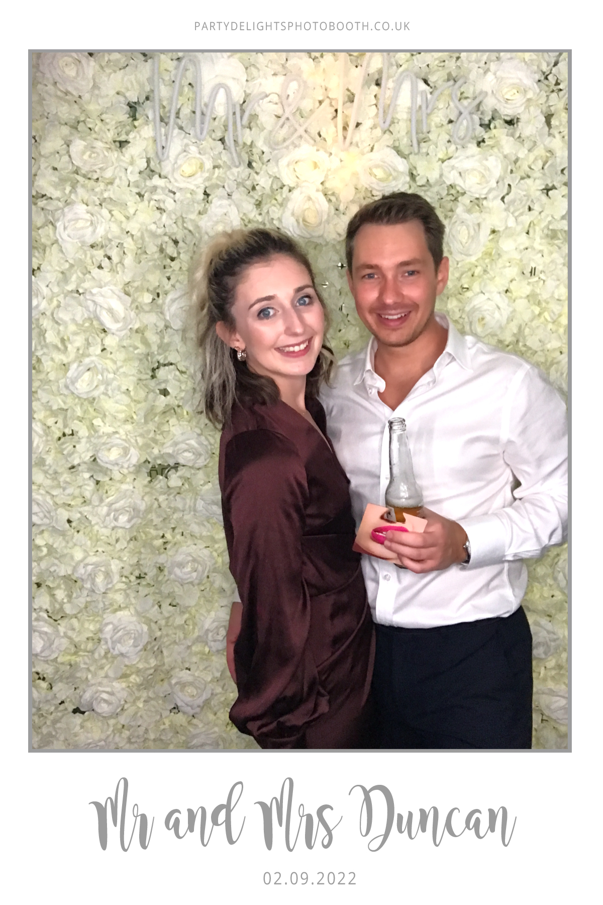 Ryan and Yasmin's Wedding | View more photos from the event at gallery.partydelightsphotobooth.co.uk/u/PartyDelightsPhotoBooth/Ryan-and-Yasmins-Wedding