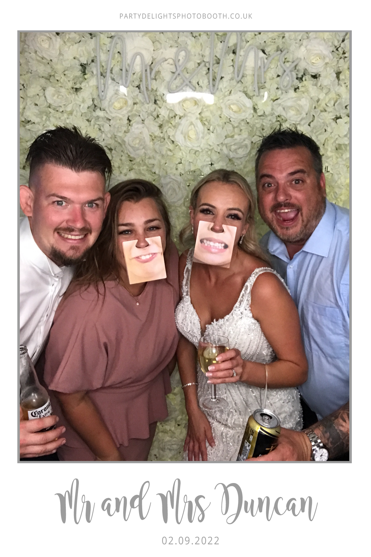 Ryan and Yasmin's Wedding | View more photos from the event at gallery.partydelightsphotobooth.co.uk/u/PartyDelightsPhotoBooth/Ryan-and-Yasmins-Wedding