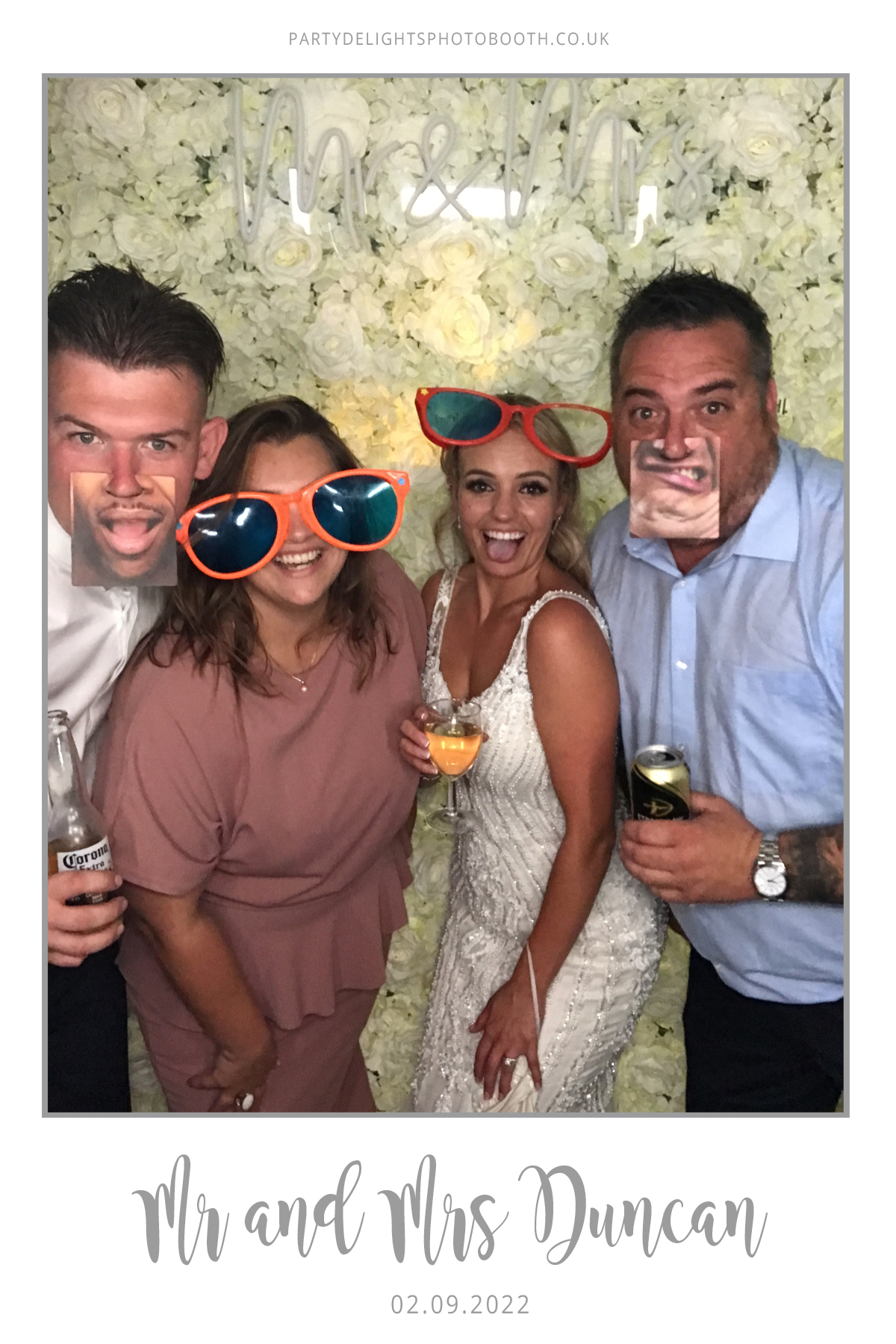 Ryan and Yasmin's Wedding | View more photos from the event at gallery.partydelightsphotobooth.co.uk/u/PartyDelightsPhotoBooth/Ryan-and-Yasmins-Wedding