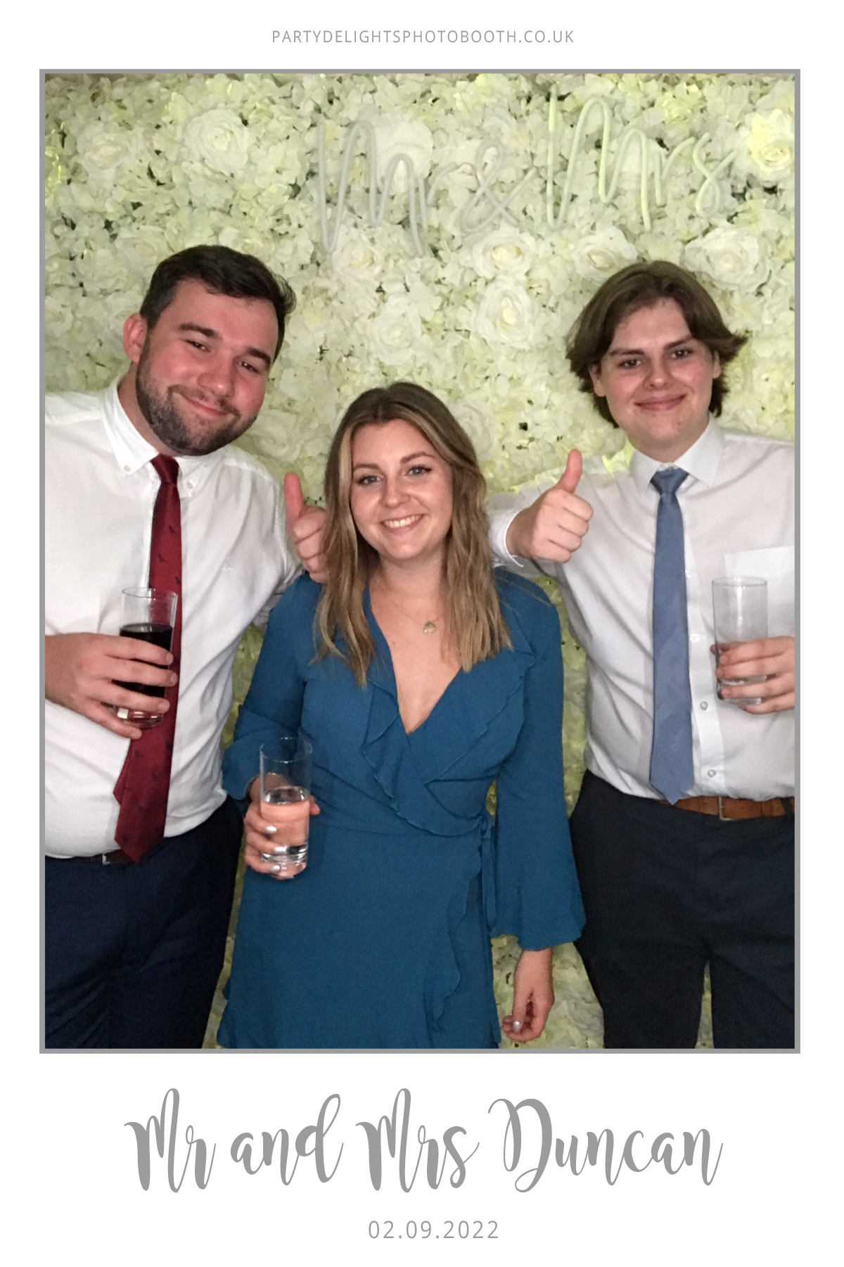 Ryan and Yasmin's Wedding | View more photos from the event at gallery.partydelightsphotobooth.co.uk/u/PartyDelightsPhotoBooth/Ryan-and-Yasmins-Wedding