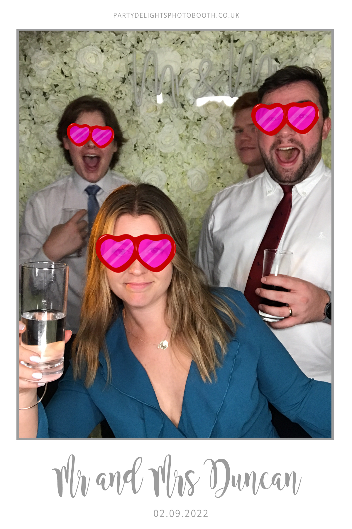 Ryan and Yasmin's Wedding | View more photos from the event at gallery.partydelightsphotobooth.co.uk/u/PartyDelightsPhotoBooth/Ryan-and-Yasmins-Wedding