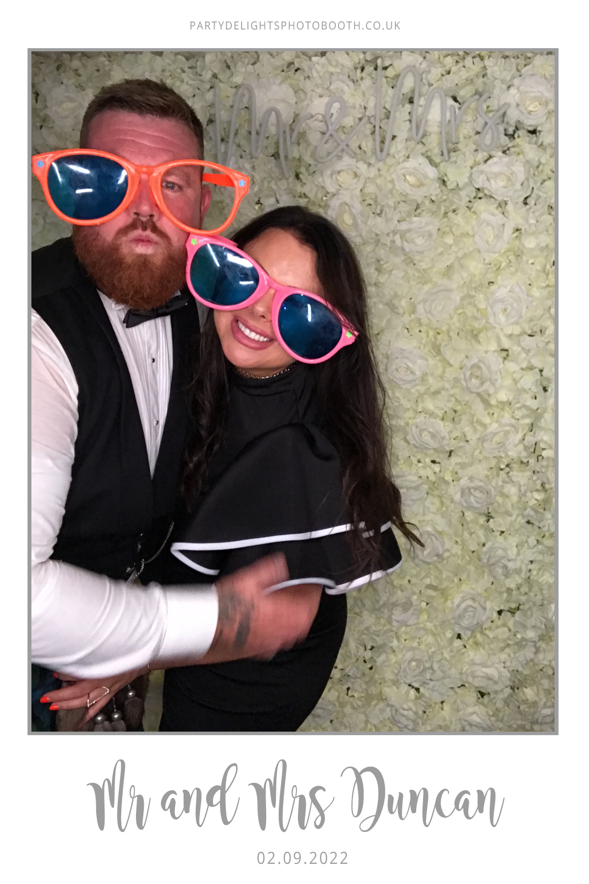 Ryan and Yasmin's Wedding | View more photos from the event at gallery.partydelightsphotobooth.co.uk/u/PartyDelightsPhotoBooth/Ryan-and-Yasmins-Wedding