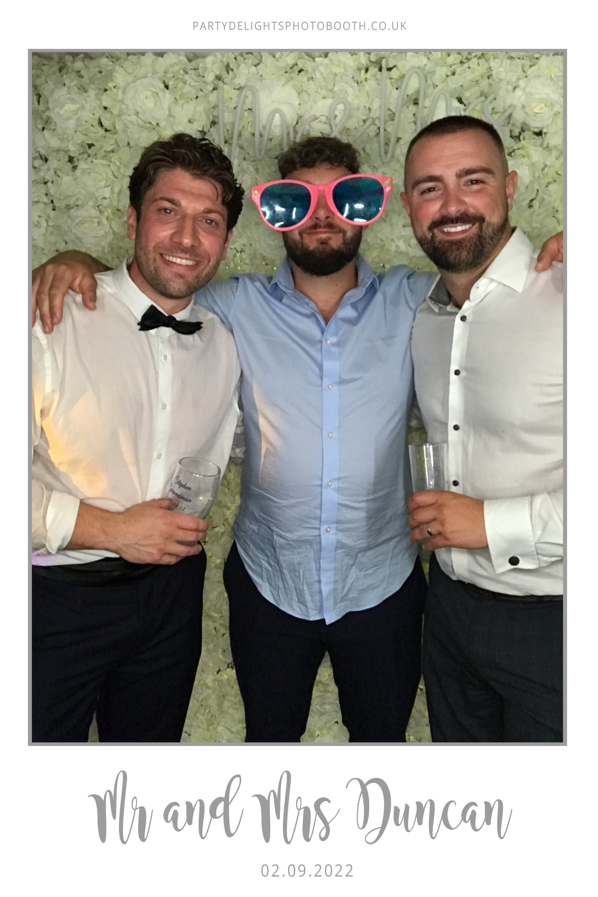 Ryan and Yasmin's Wedding | View more photos from the event at gallery.partydelightsphotobooth.co.uk/u/PartyDelightsPhotoBooth/Ryan-and-Yasmins-Wedding