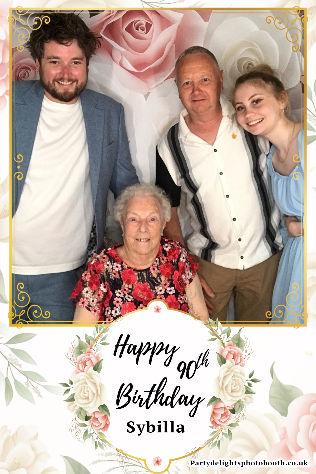 Sybilla’s 90th Birthday | View more photos from the event at gallery.partydelightsphotobooth.co.uk/u/PartyDelightsPhotoBooth/Sybilla’s-90th-Birthday