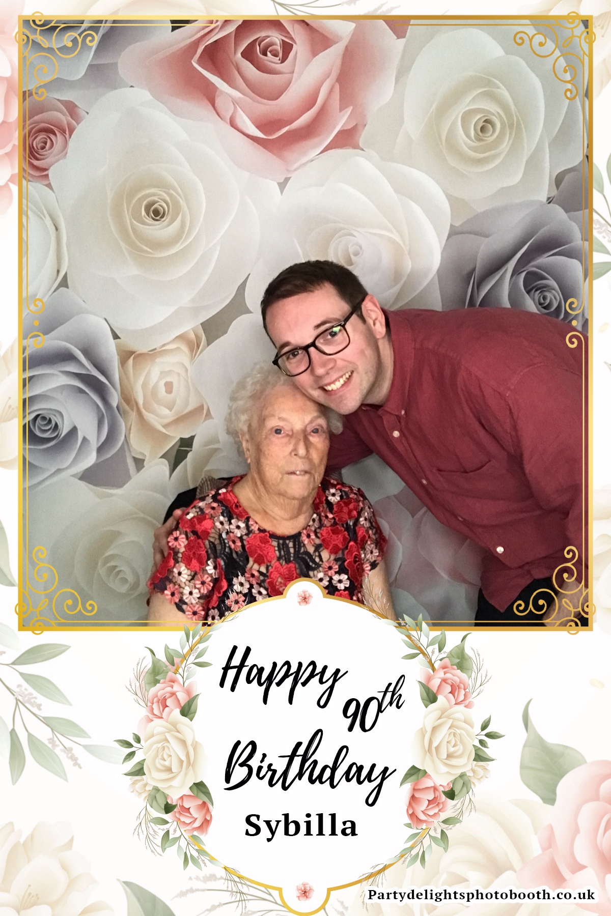 Sybilla’s 90th Birthday | View more photos from the event at gallery.partydelightsphotobooth.co.uk/u/PartyDelightsPhotoBooth/Sybilla’s-90th-Birthday