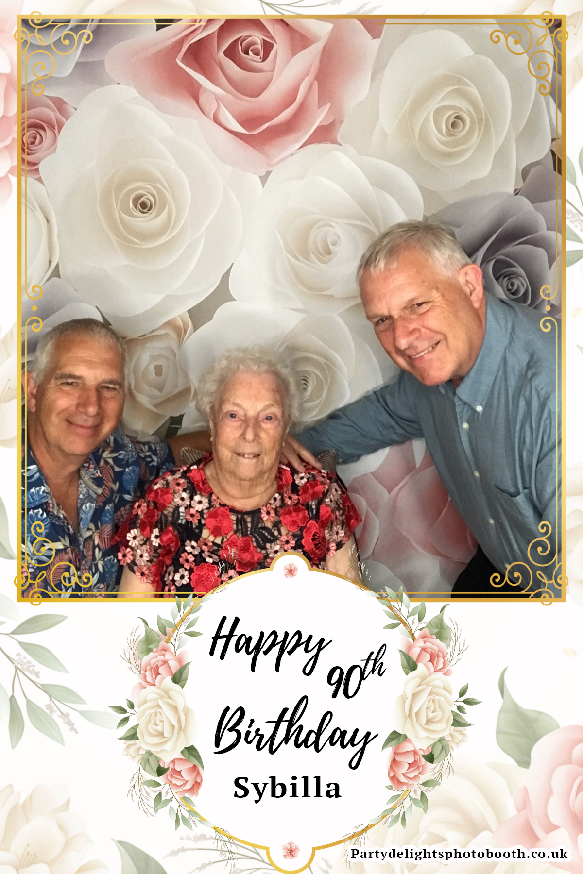 Sybilla’s 90th Birthday | View more photos from the event at gallery.partydelightsphotobooth.co.uk/u/PartyDelightsPhotoBooth/Sybilla’s-90th-Birthday