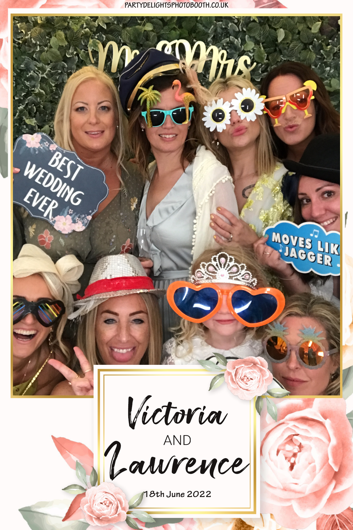 Victoria and Lawrence Wedding | View more photos from the event at gallery.partydelightsphotobooth.co.uk/u/PartyDelightsPhotoBooth/Victoria-and-Lawrence-Wedding
