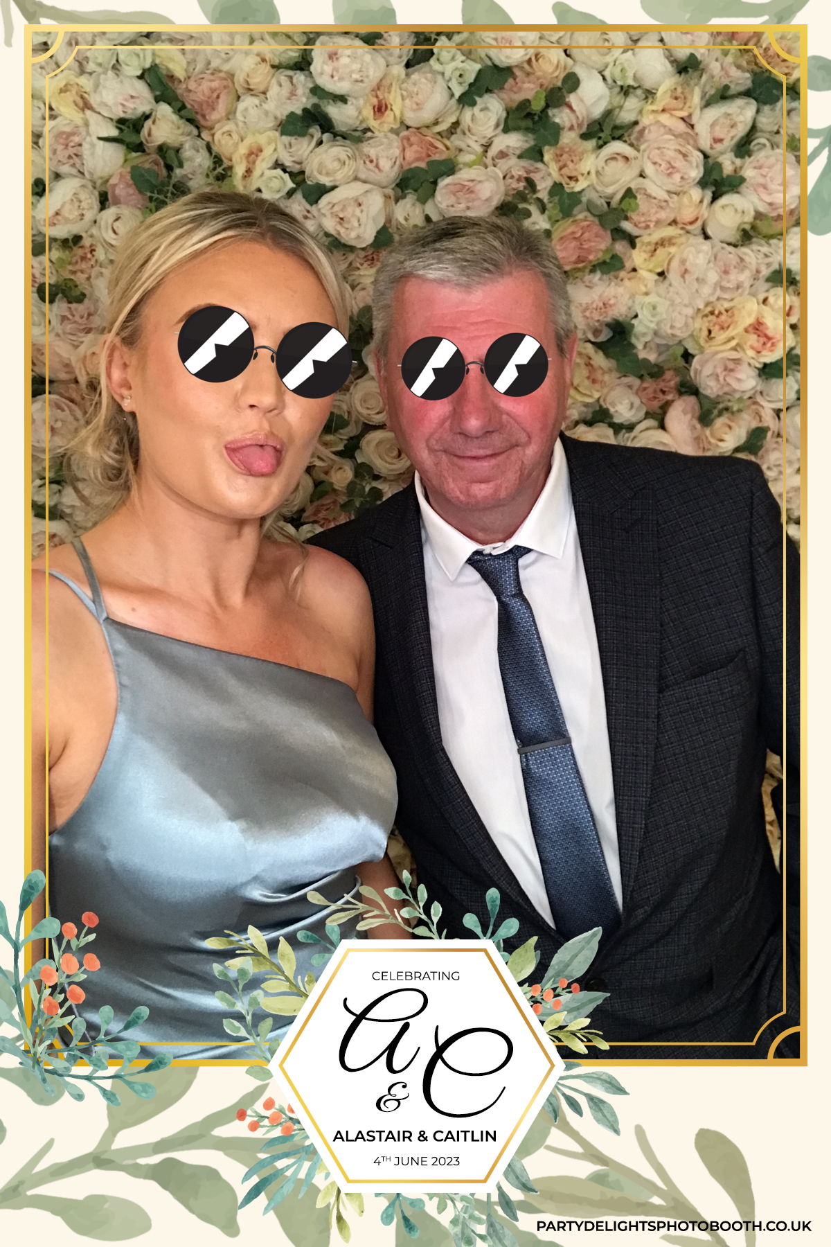 Caitlin & Al’s Wedding | View more photos from the event at gallery.partydelightsphotobooth.co.uk/u/PartyDelightsPhotoBooth/Caitlin-Al’s-Wedding