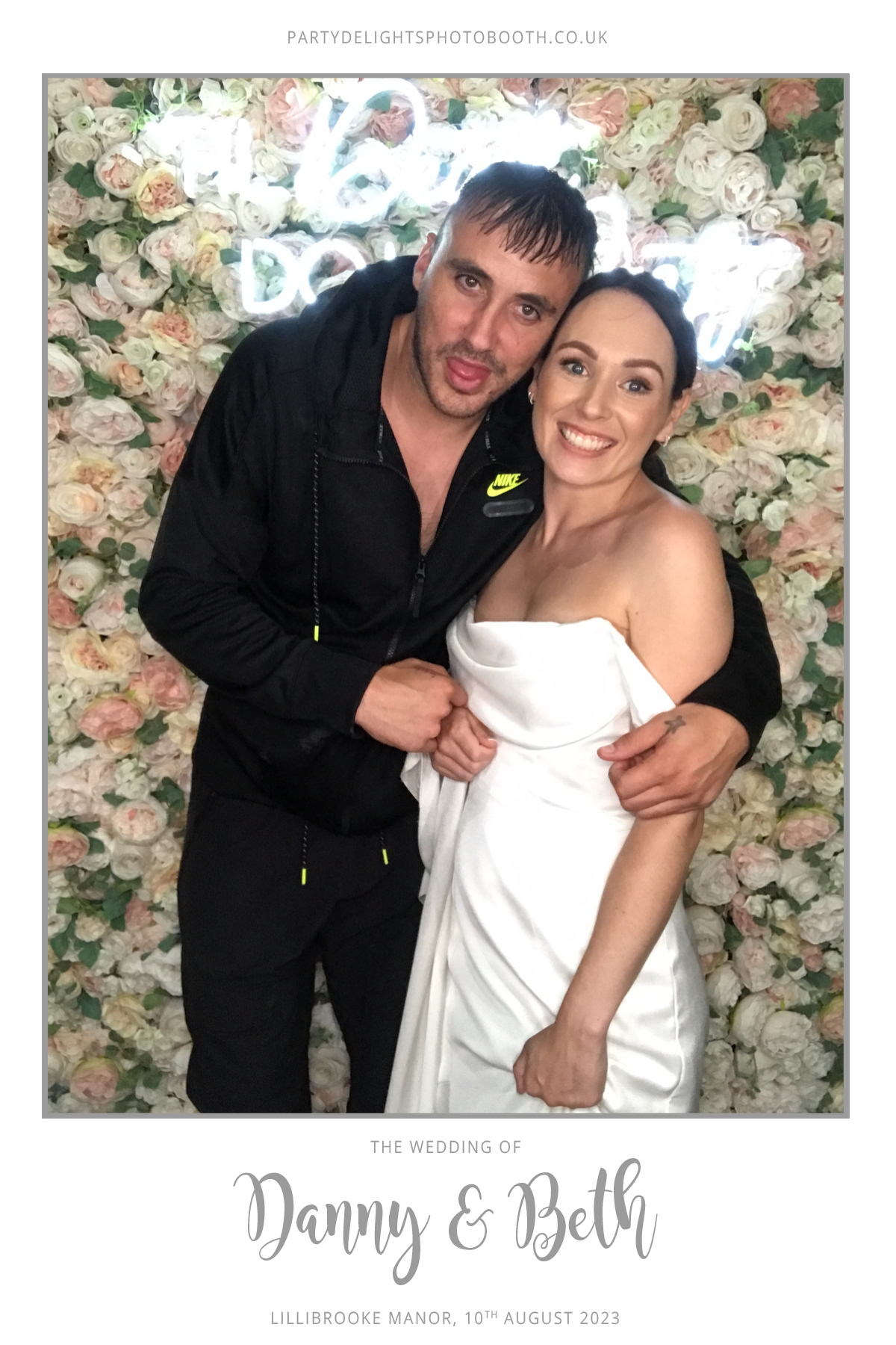 Danny and Beth’s wedding | View more photos from the event at gallery.partydelightsphotobooth.co.uk/u/PartyDelightsPhotoBooth/Danny-and-Beth’s-wedding