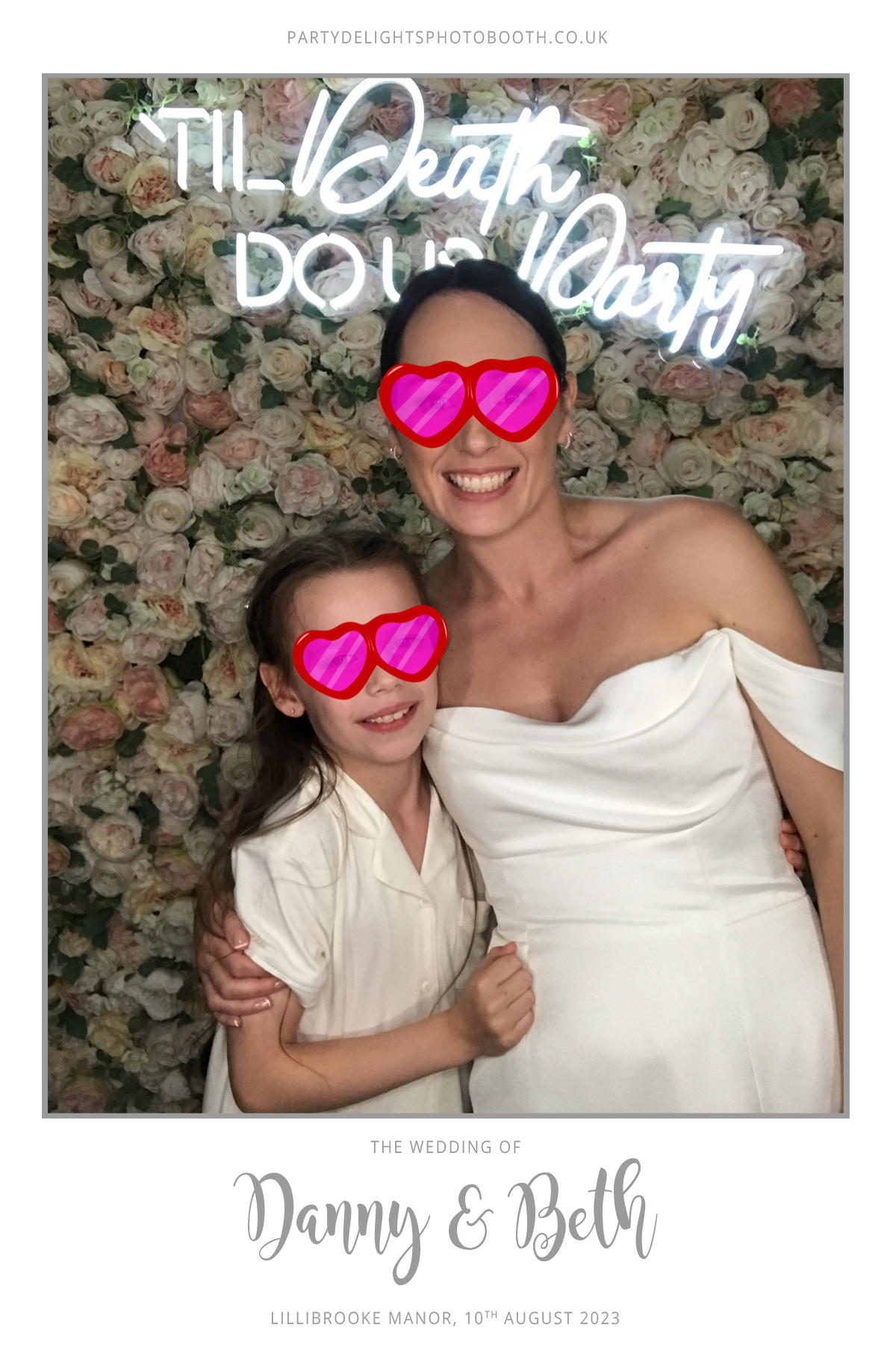 Danny and Beth’s wedding | View more photos from the event at gallery.partydelightsphotobooth.co.uk/u/PartyDelightsPhotoBooth/Danny-and-Beth’s-wedding