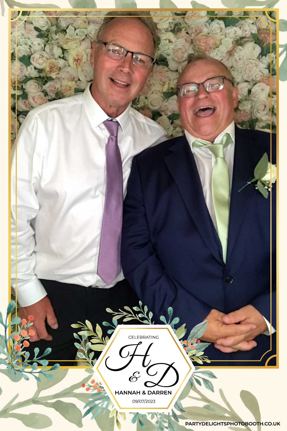Darren and Hannah’s Wedding | View more photos from the event at gallery.partydelightsphotobooth.co.uk/u/PartyDelightsPhotoBooth/Darren-and-Hannah’s-Wedding