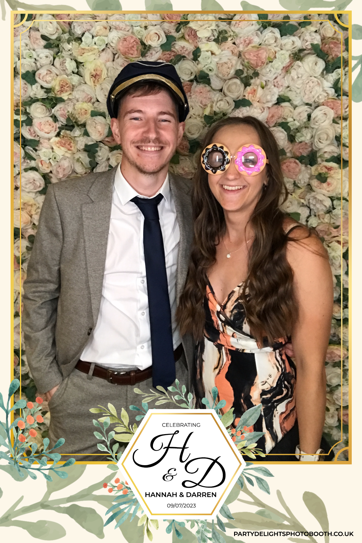 Darren and Hannah’s Wedding | View more photos from the event at gallery.partydelightsphotobooth.co.uk/u/PartyDelightsPhotoBooth/Darren-and-Hannah’s-Wedding