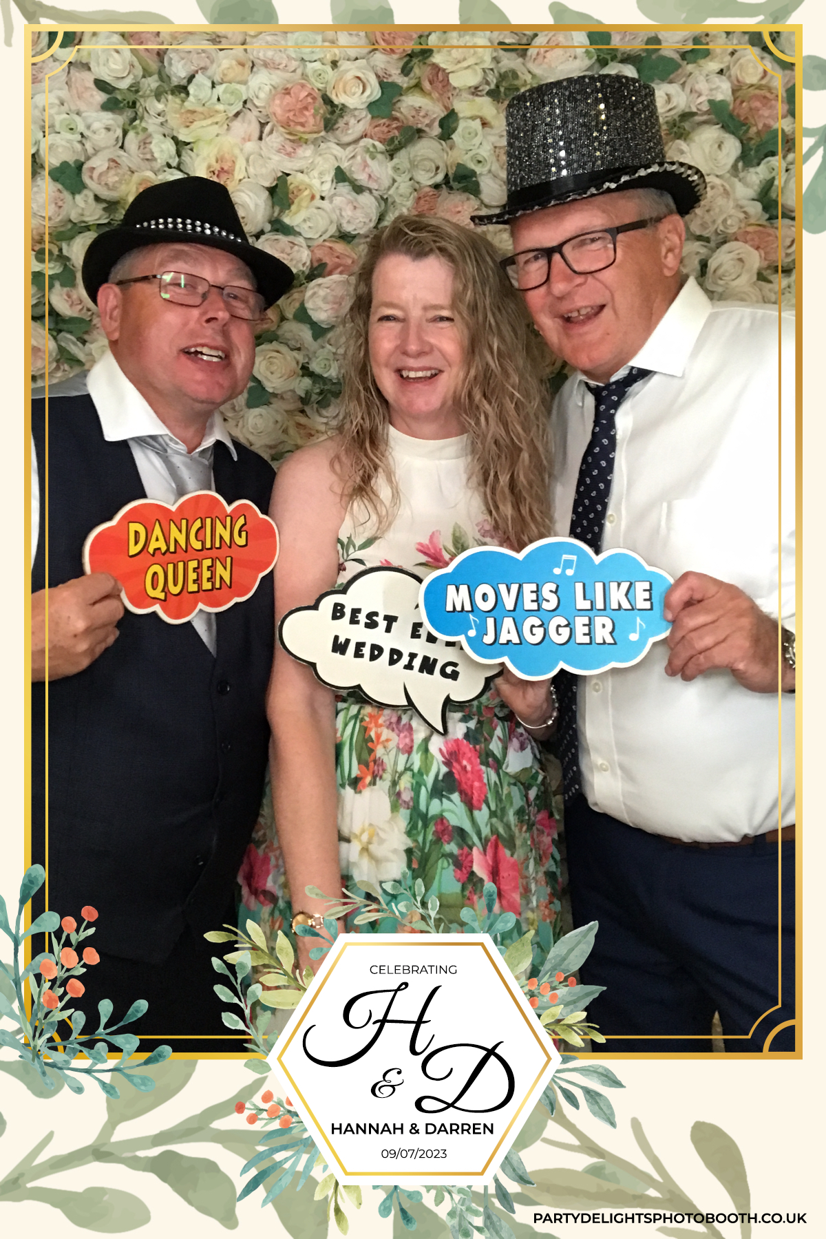 Darren and Hannah’s Wedding | View more photos from the event at gallery.partydelightsphotobooth.co.uk/u/PartyDelightsPhotoBooth/Darren-and-Hannah’s-Wedding