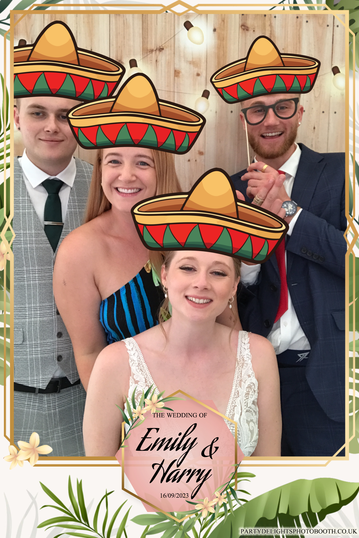 Emily & Harry's wedding | View more photos from the event at gallery.partydelightsphotobooth.co.uk/u/PartyDelightsPhotoBooth/Emily-Harrys-wedding